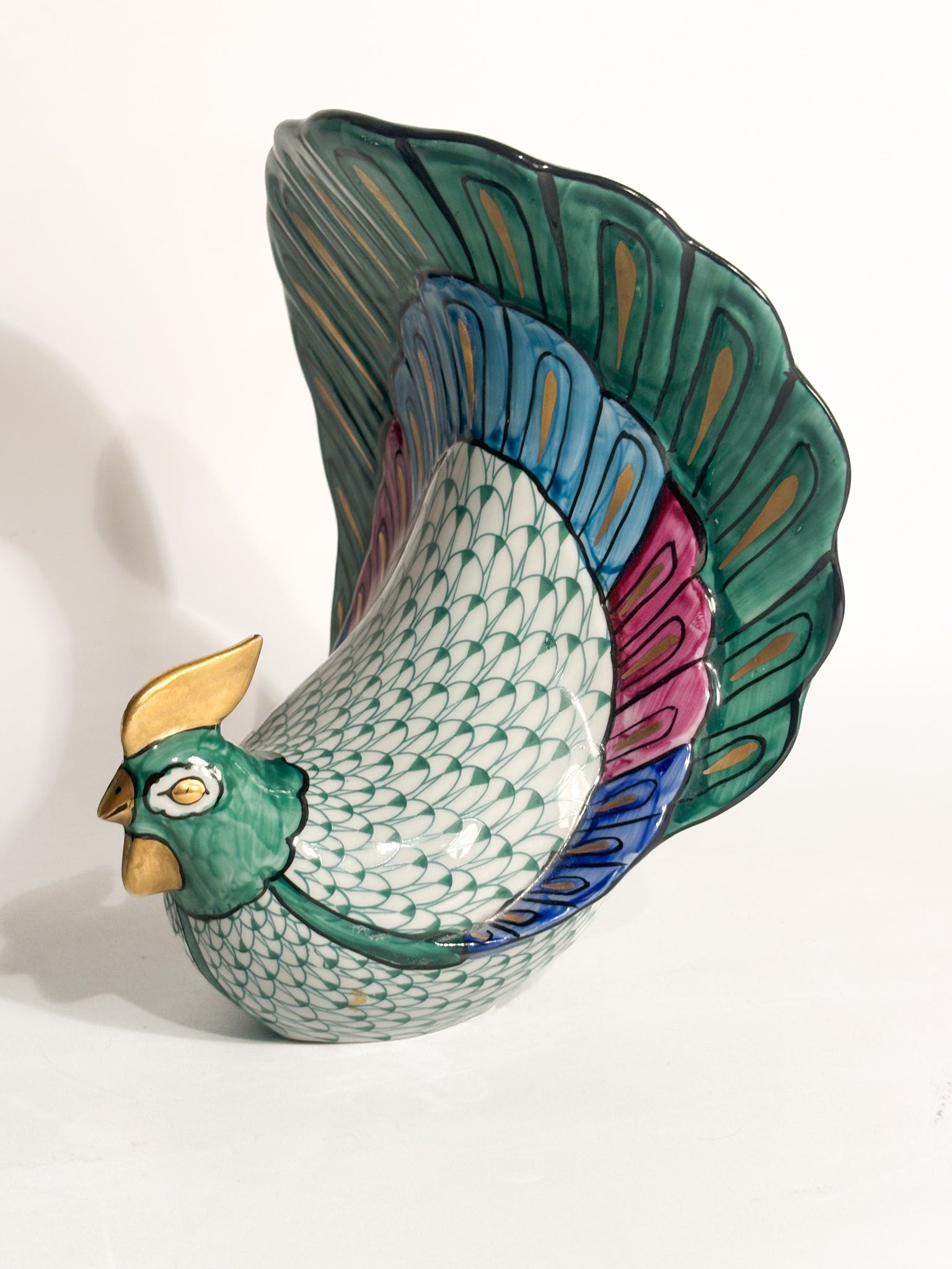 Coppia di Pavoni in Ceramica Dipinta a Mano Manifattura Artistica Le Porcellane Anni 70