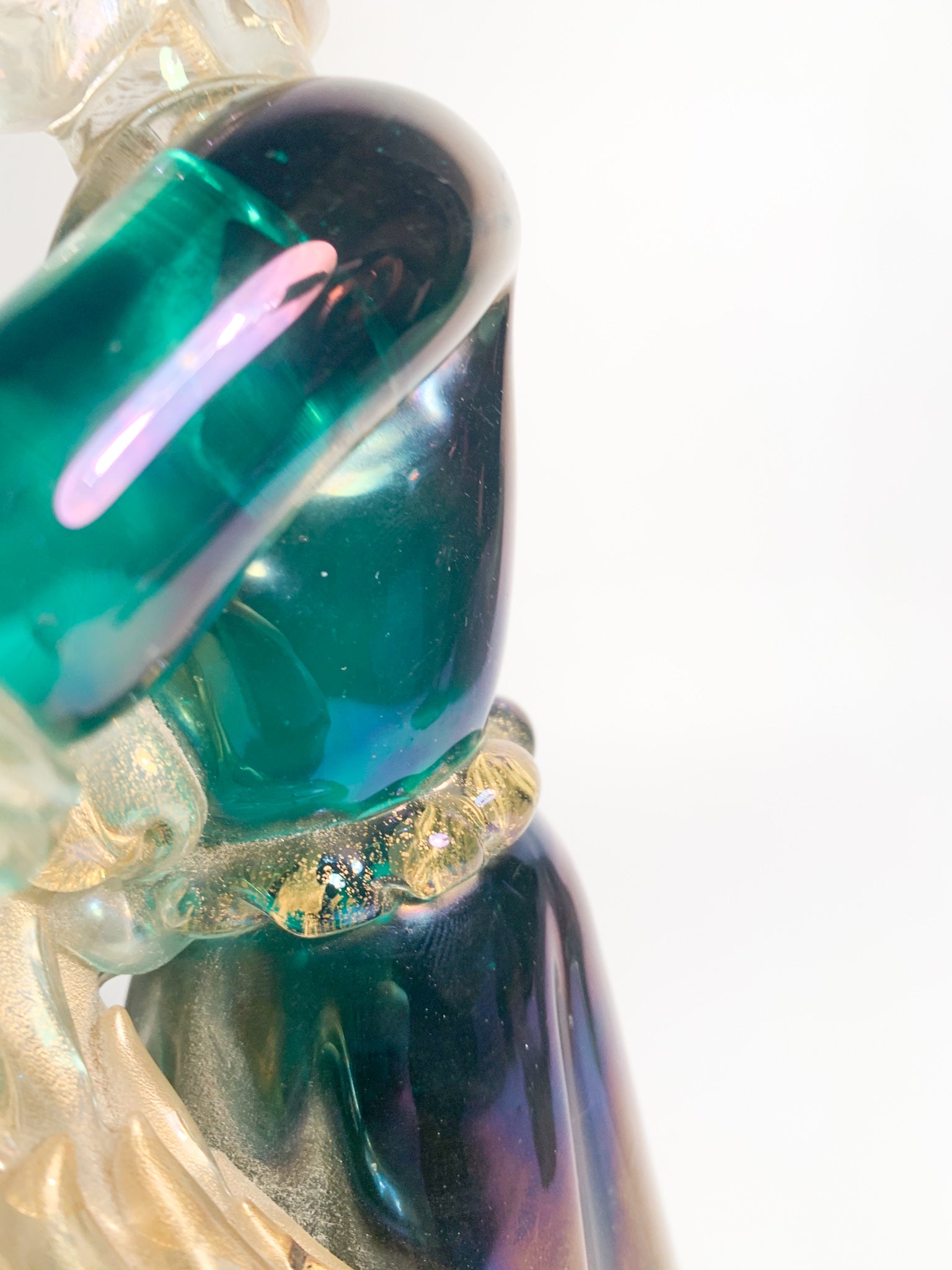 Scultura in Vetro di Murano Iridescente con Foglie d'Oro di Archimede Seguso Anni 40