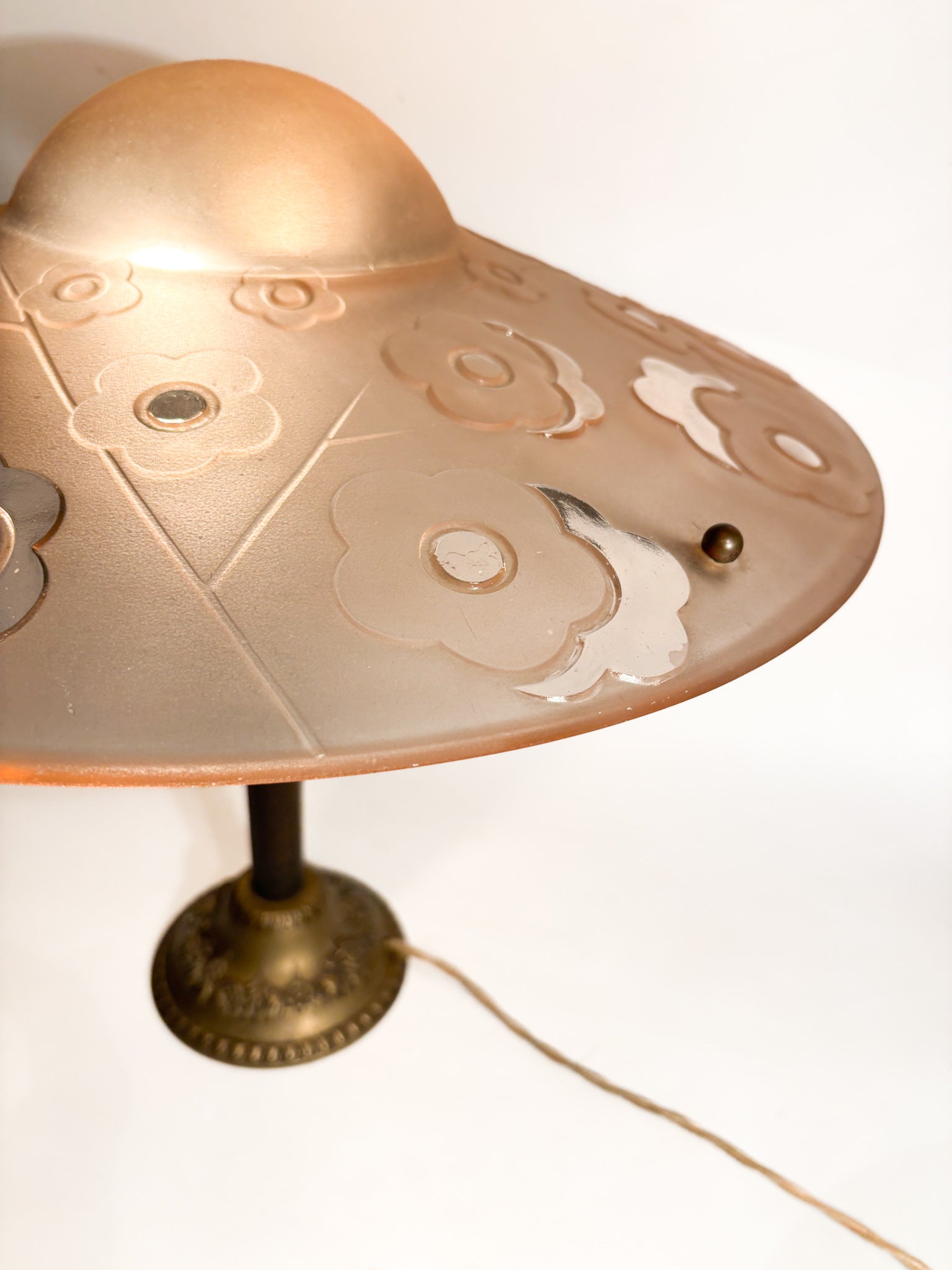 Lampada da Tavolo in Verre Pressé-moulé di Verrerie d'Art Degué Anni 30