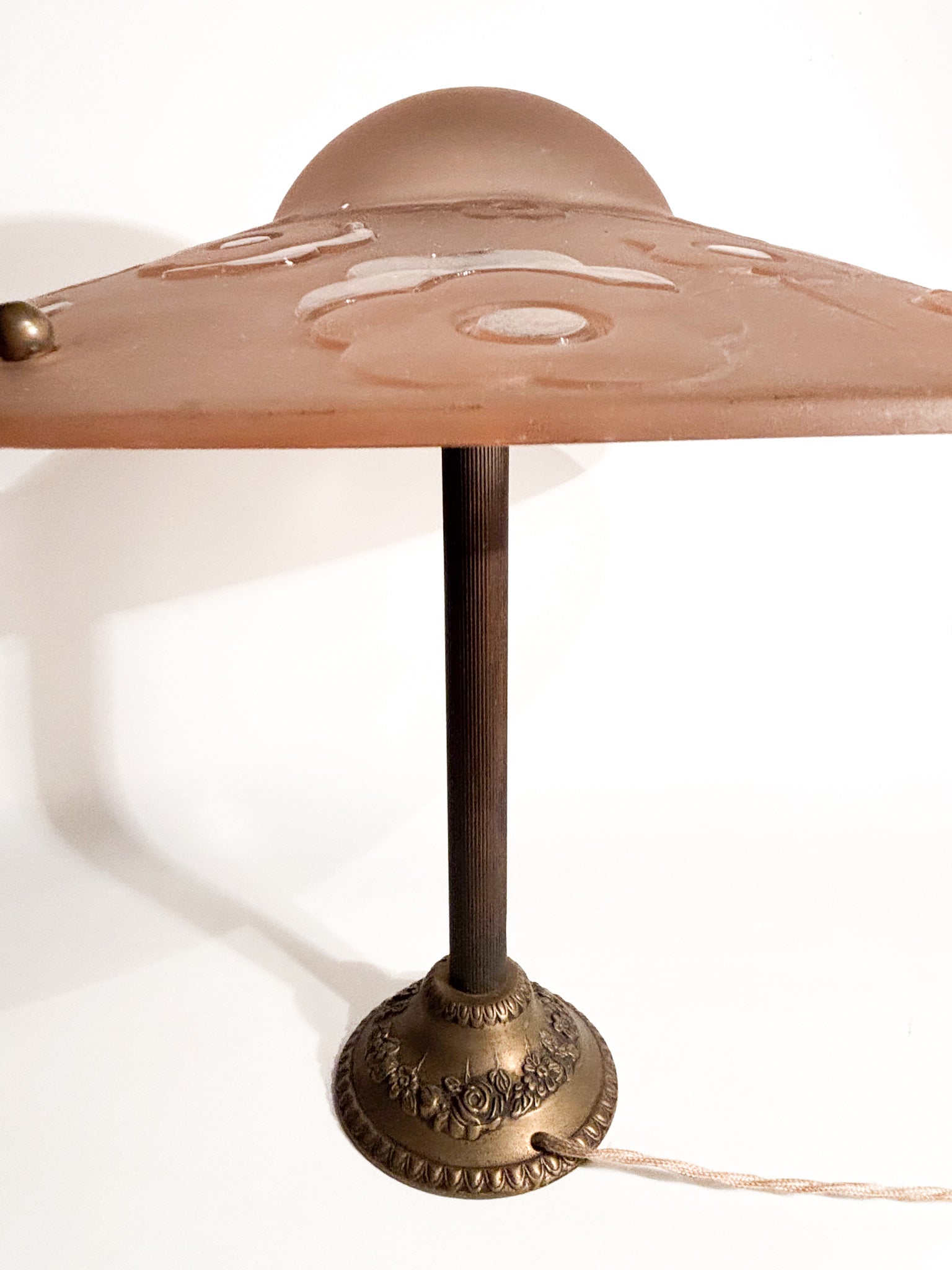 Lampada da Tavolo in Verre Pressé-moulé di Verrerie d'Art Degué Anni 30