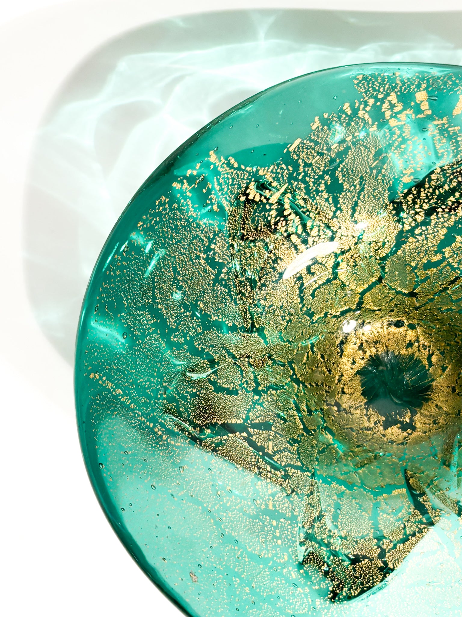 Decorative Bowl in Murano Glass Green and Gold Leaf 70s