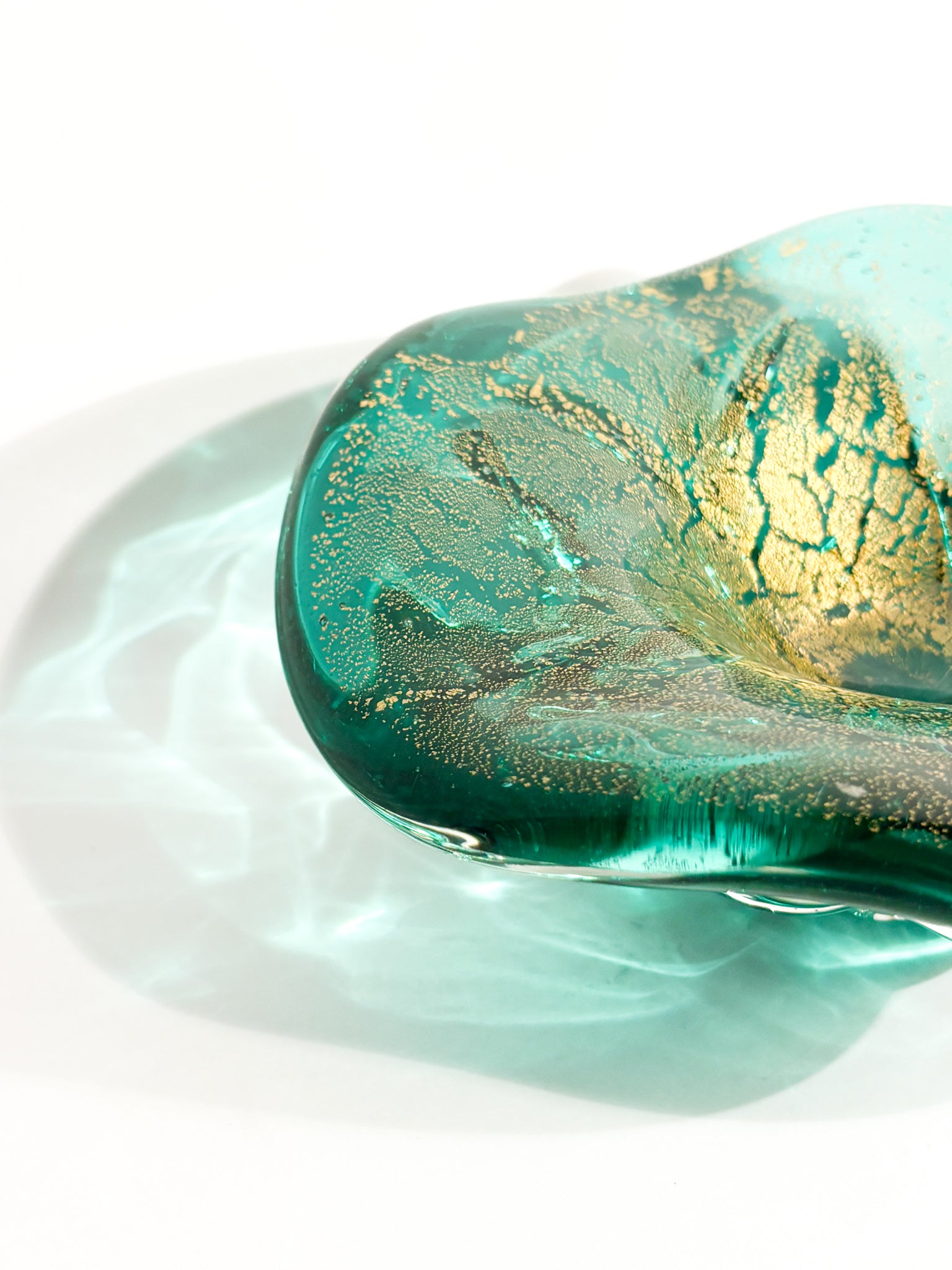 Decorative Bowl in Murano Glass Green and Gold Leaf 70s