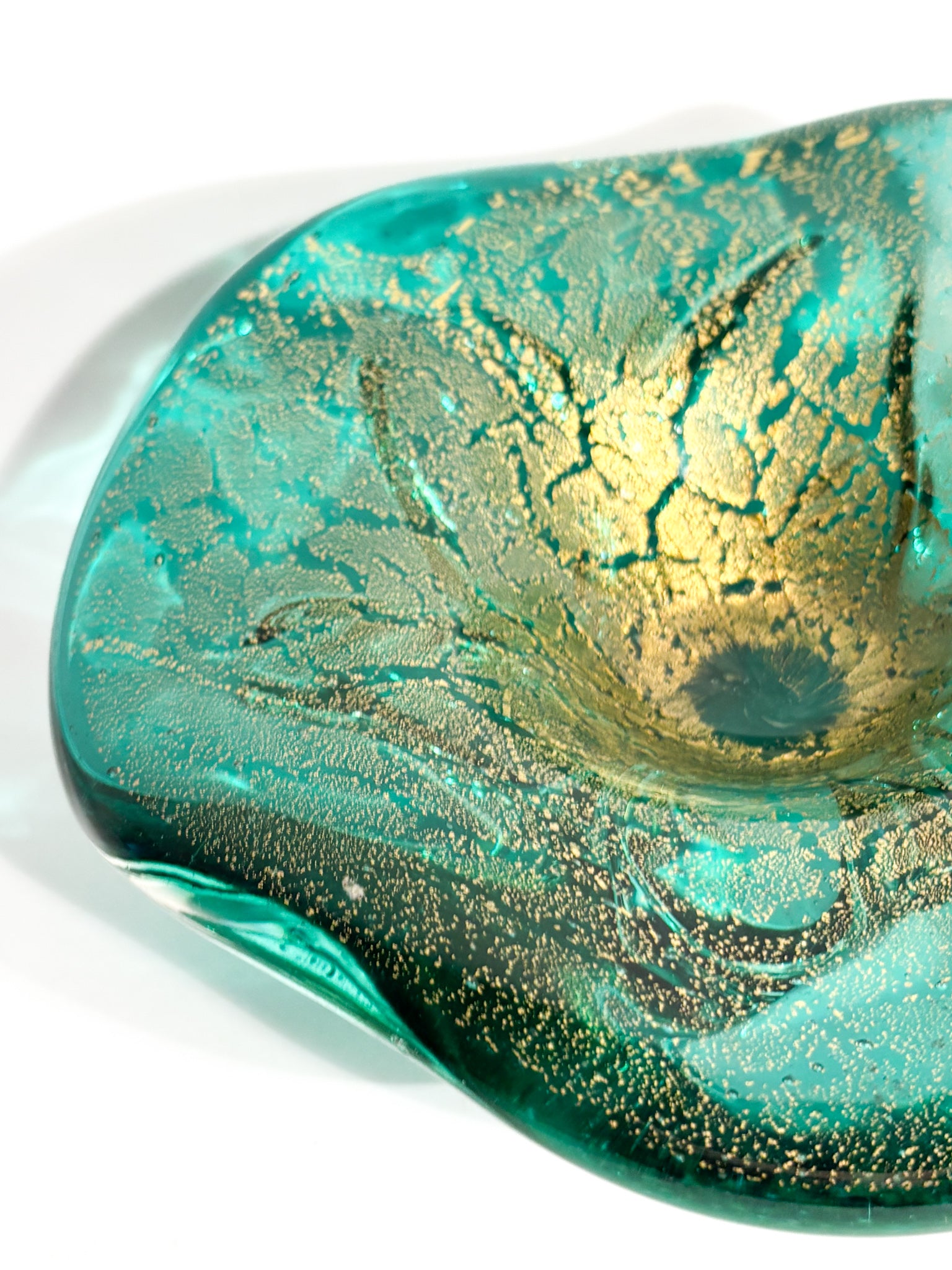 Decorative Bowl in Murano Glass Green and Gold Leaf 70s