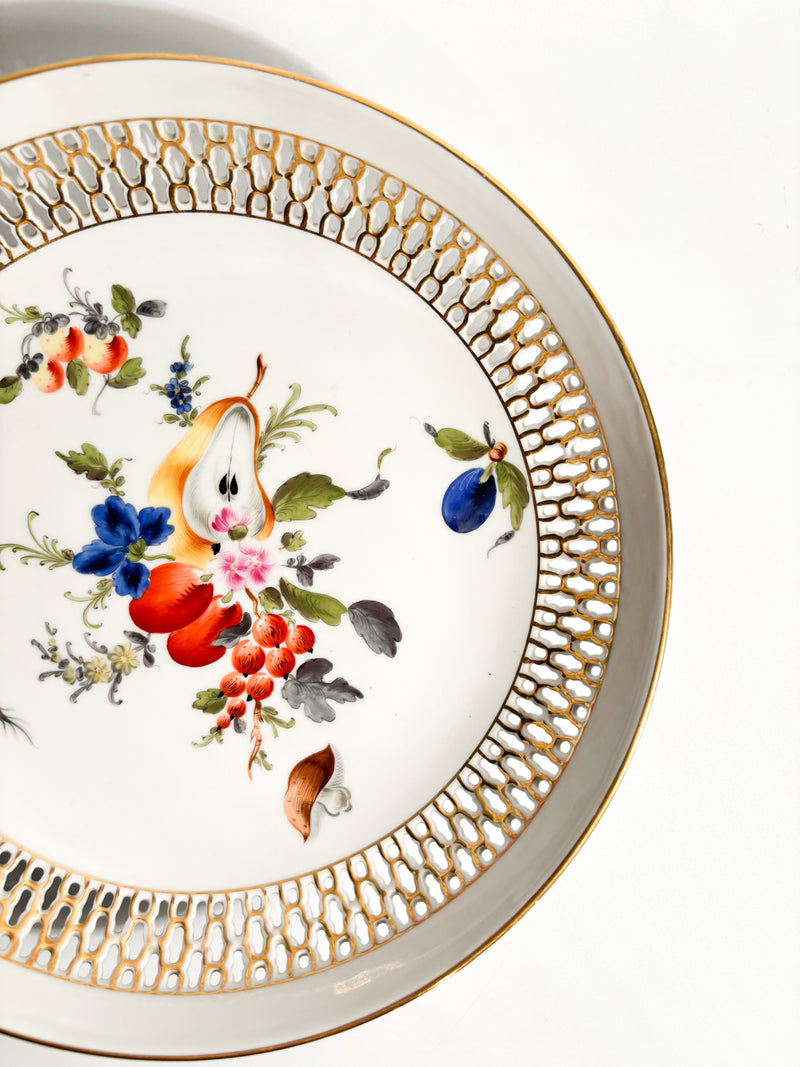 Herend Porcelain Centerpiece with Fruit Motif from the 1960s