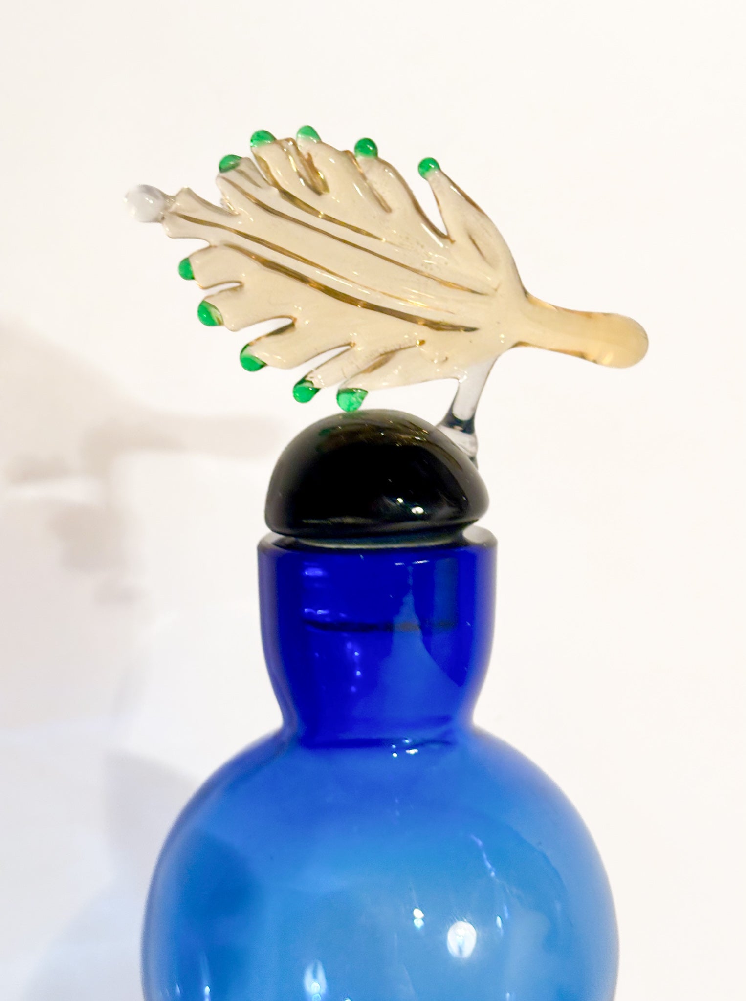 Bottiglia in Vetro di Murano Blu De Majo di Yoichi Ohira del 1992