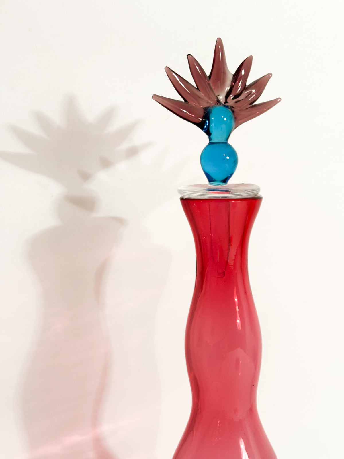 Bottiglia in Vetro di Murano Rosa di Alberto Ricci per De Majo del 1992