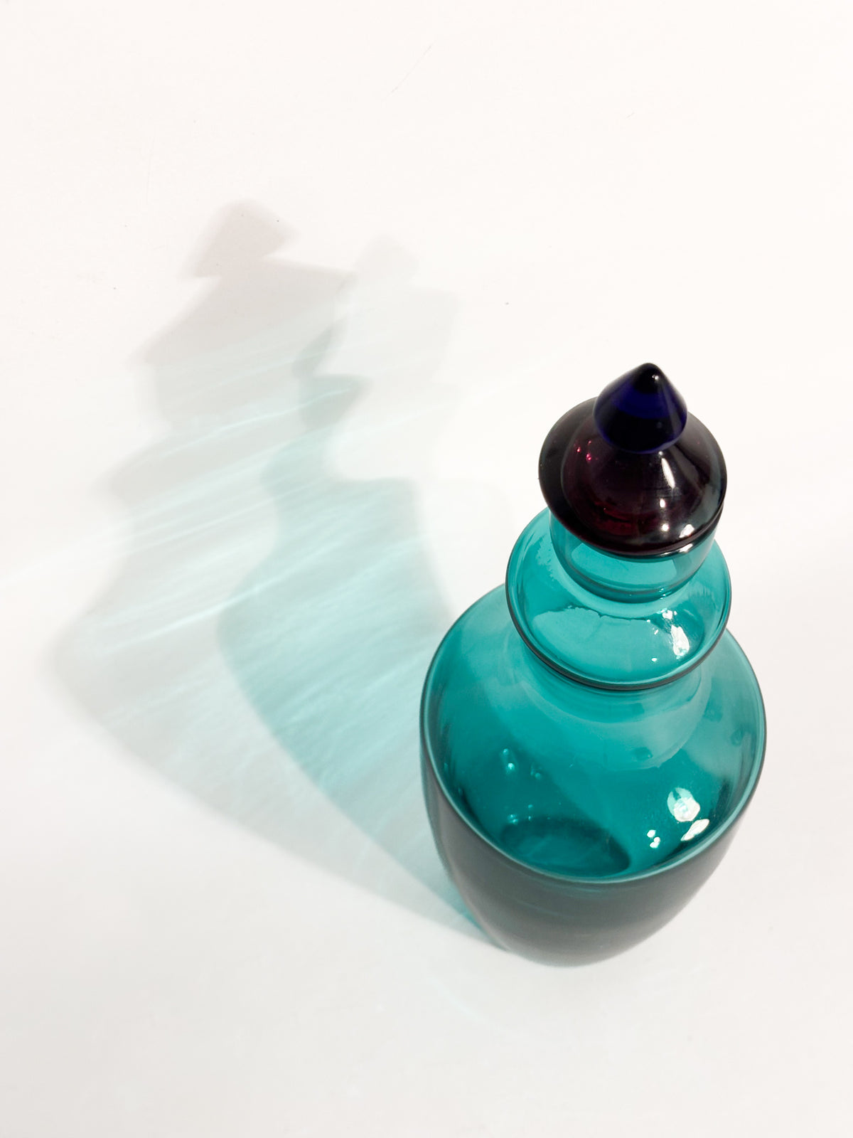 Bottiglia in Vetro di Murano Verde di Yoichi Ohira per De Majo del 1992
