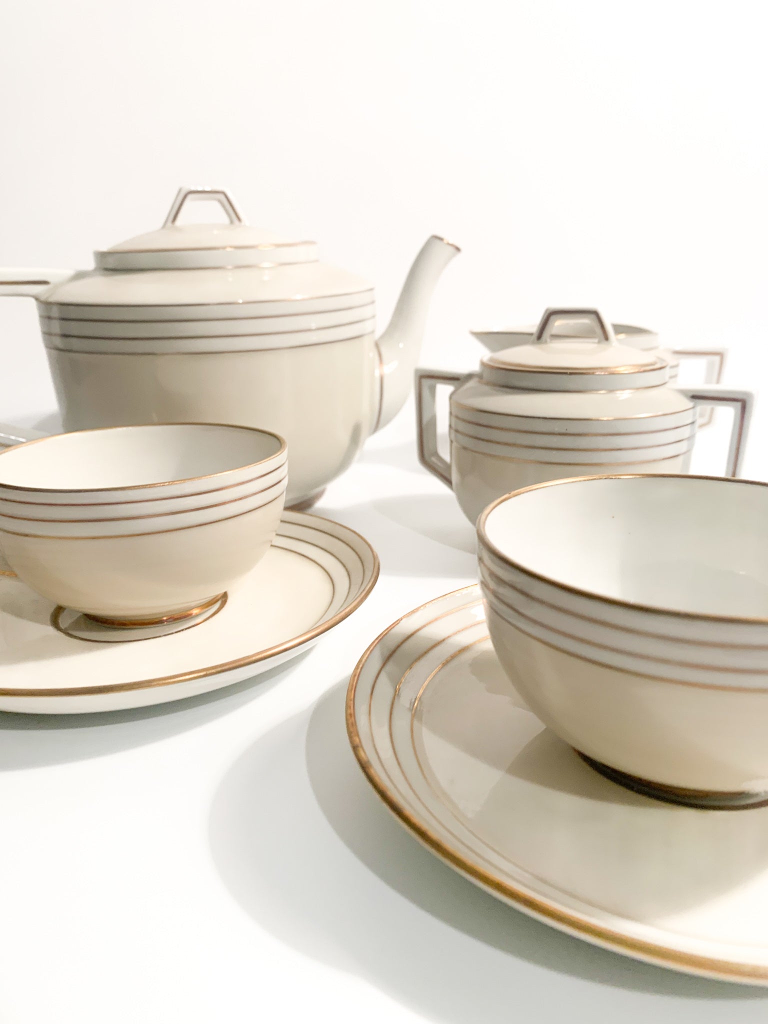 Twelve Decò Tea Set in Porcelain by Richard Ginori, 1940s