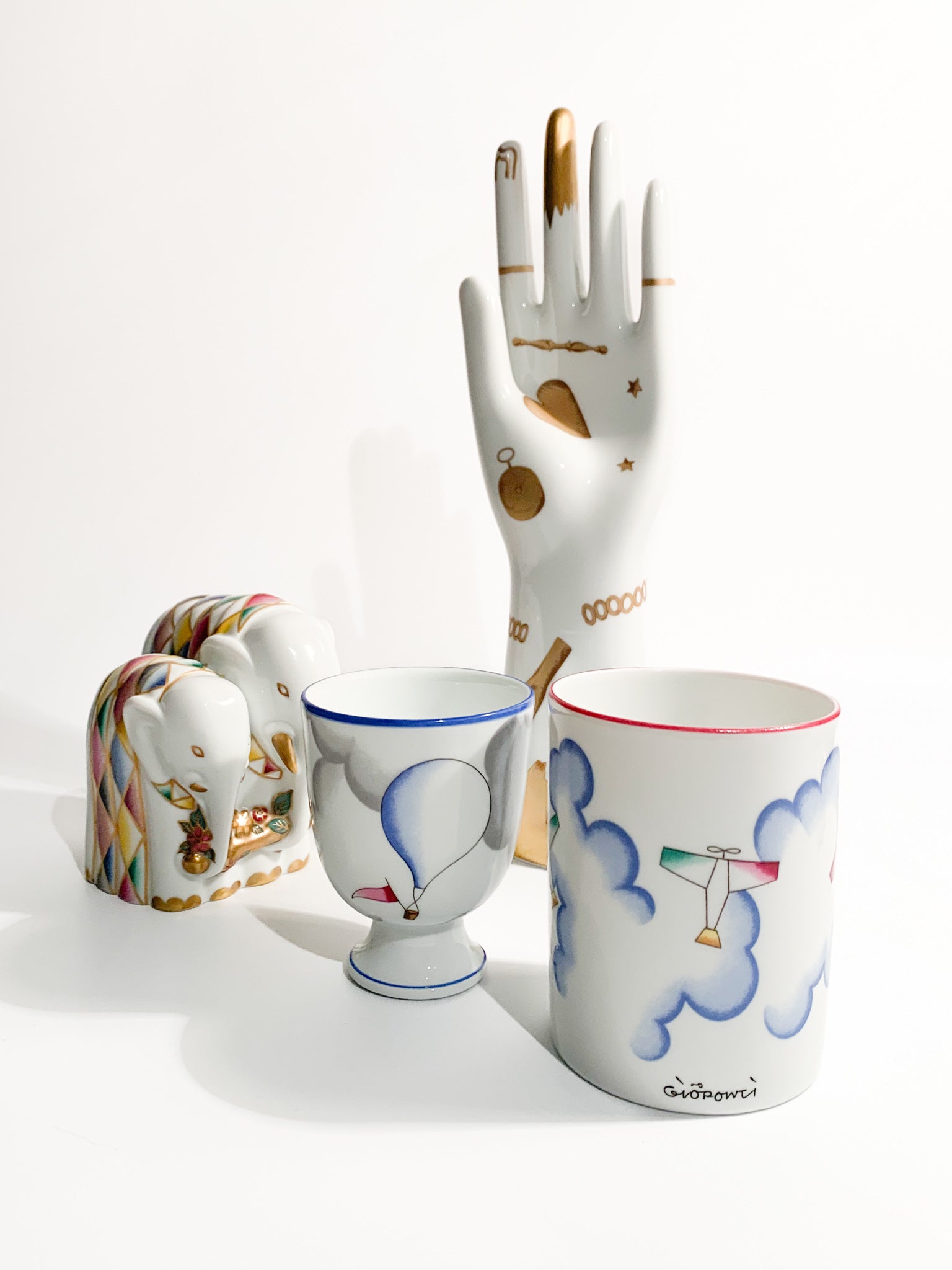 Mano Trionfo Italiano di Gio Ponti Riedizione di Richard Ginori