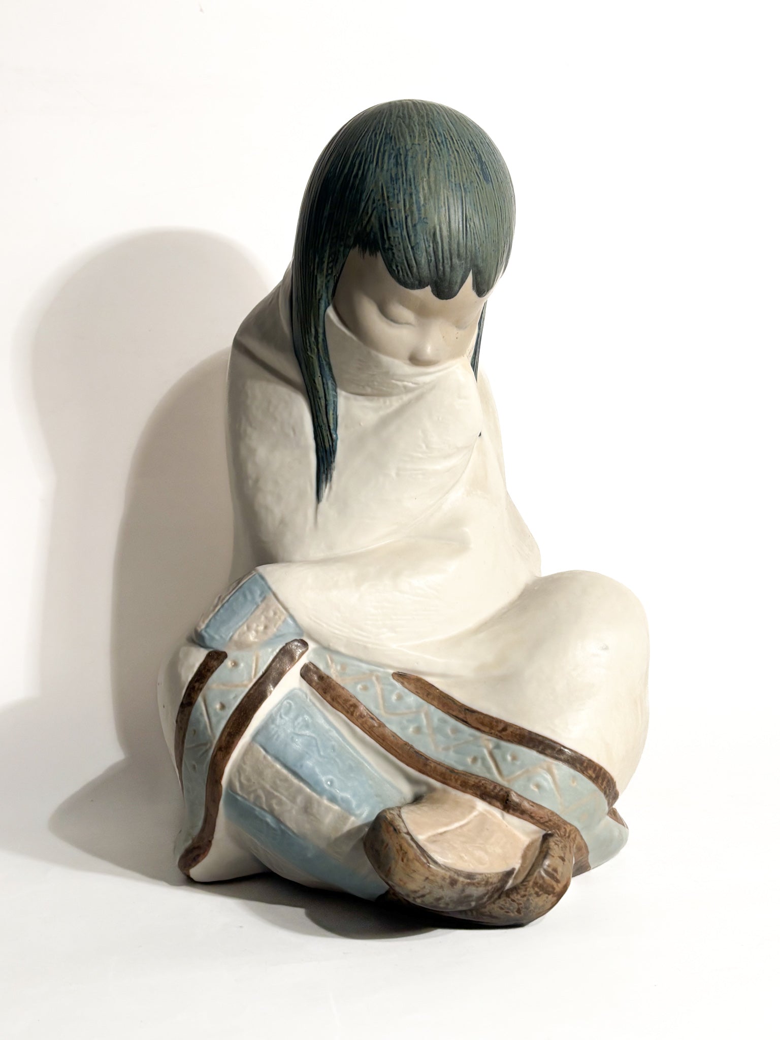 Scultura di Eschimese in Gres di Juan Huerta per Lladró Anni 90