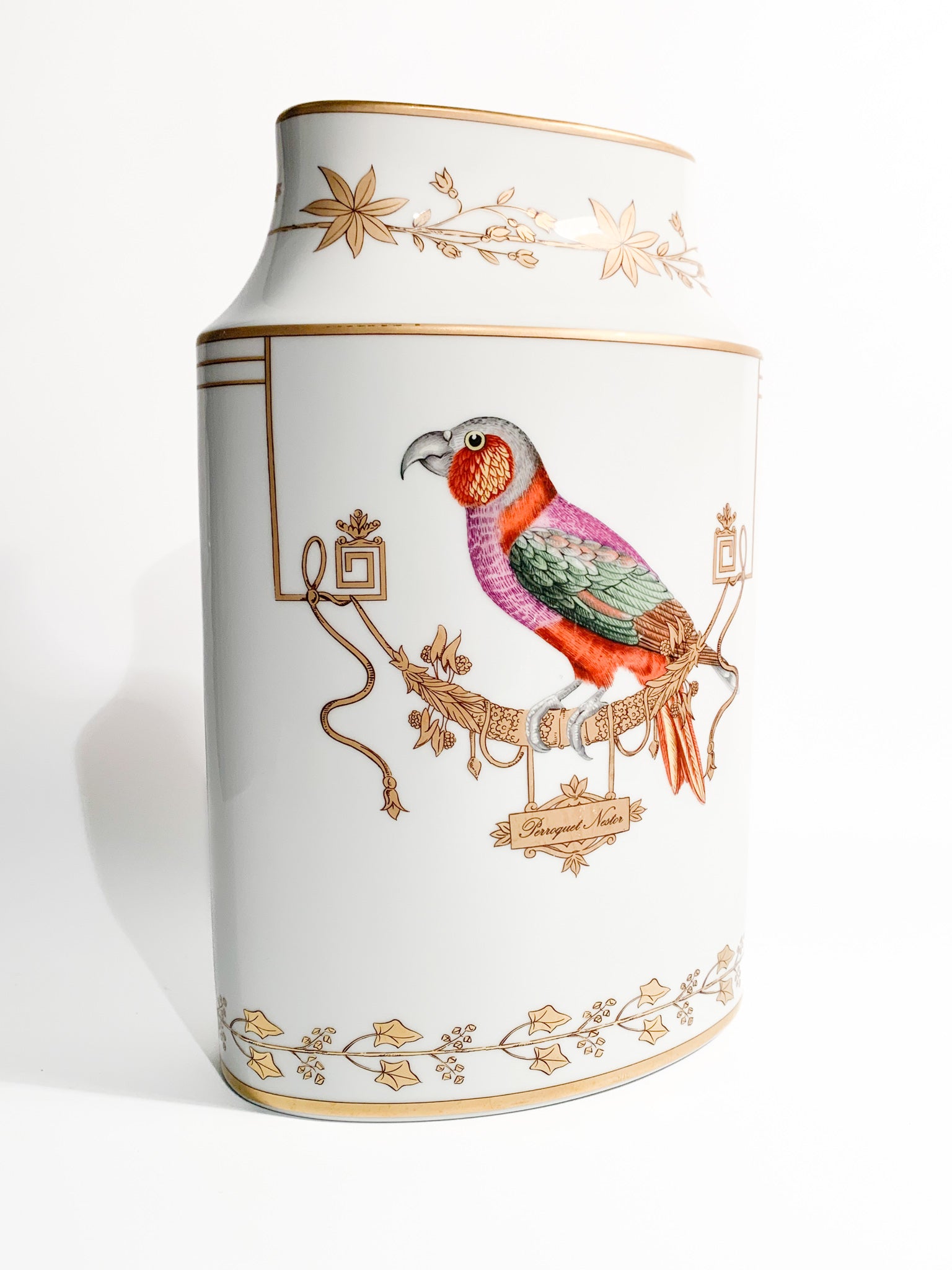 Vaso Volière Ellittico in Porcellana di Ginori 1735