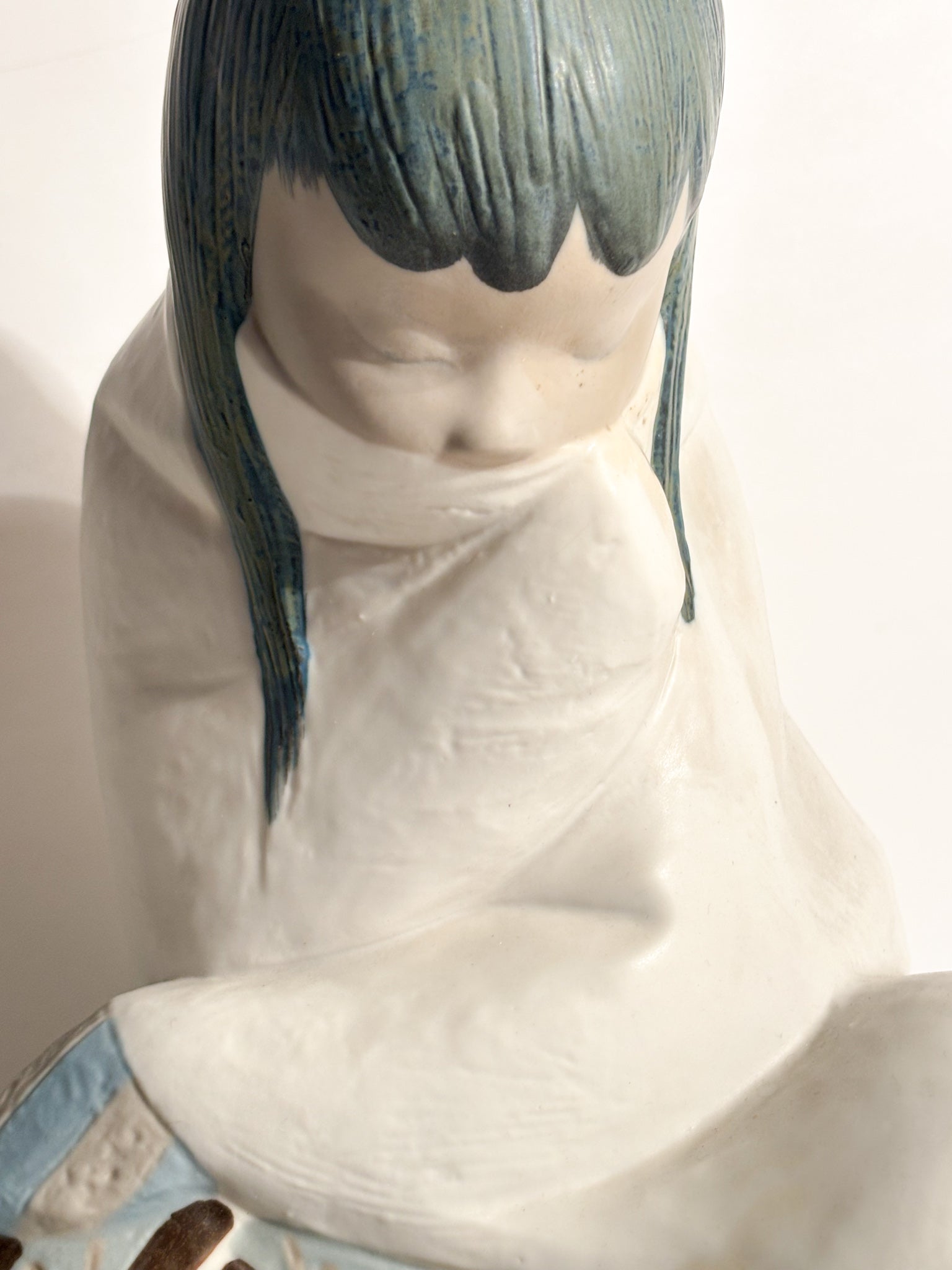 Scultura di Eschimese in Gres di Juan Huerta per Lladró Anni 90