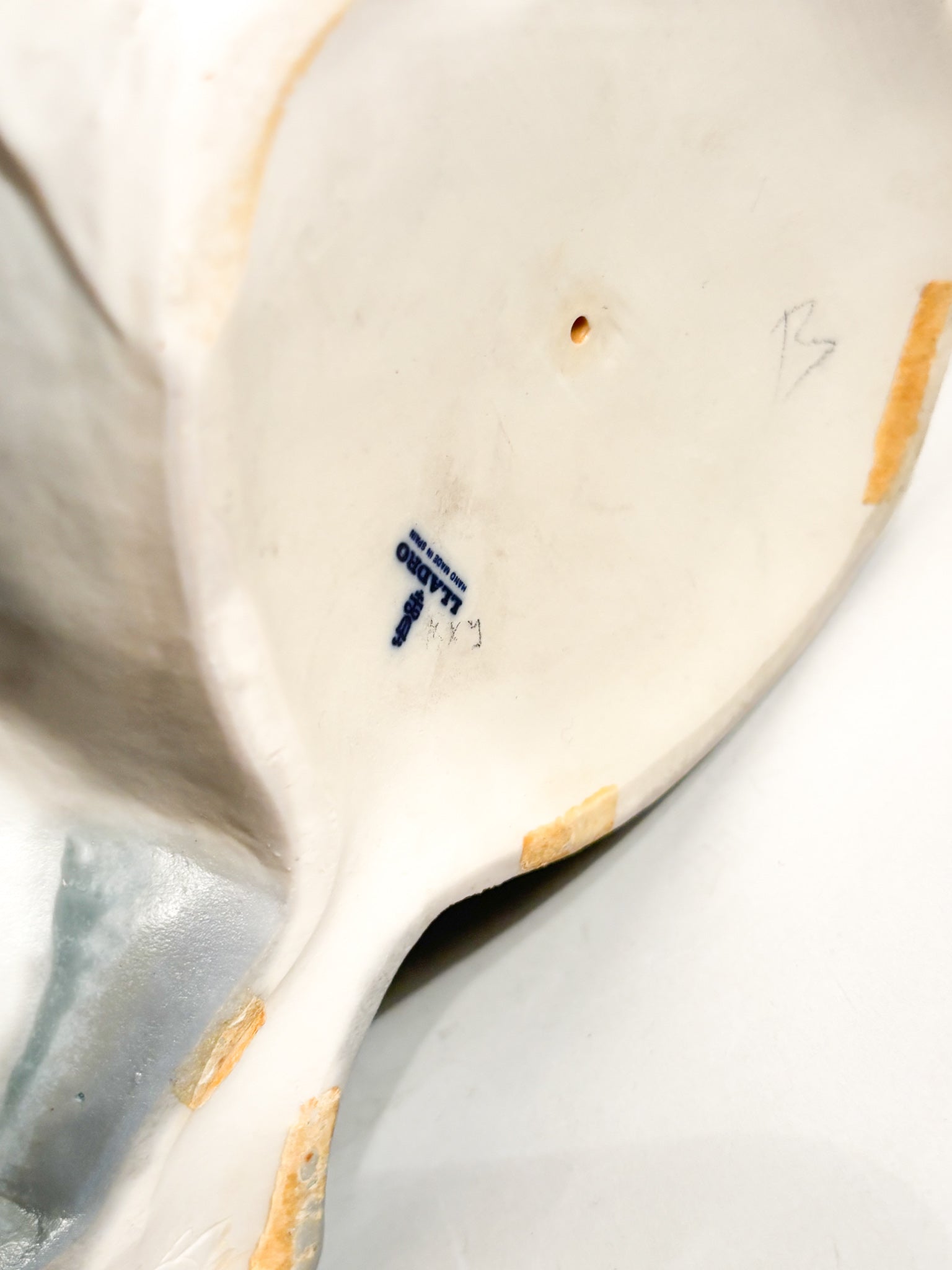 Scultura di Eschimese in Gres di Juan Huerta per Lladró Anni 90