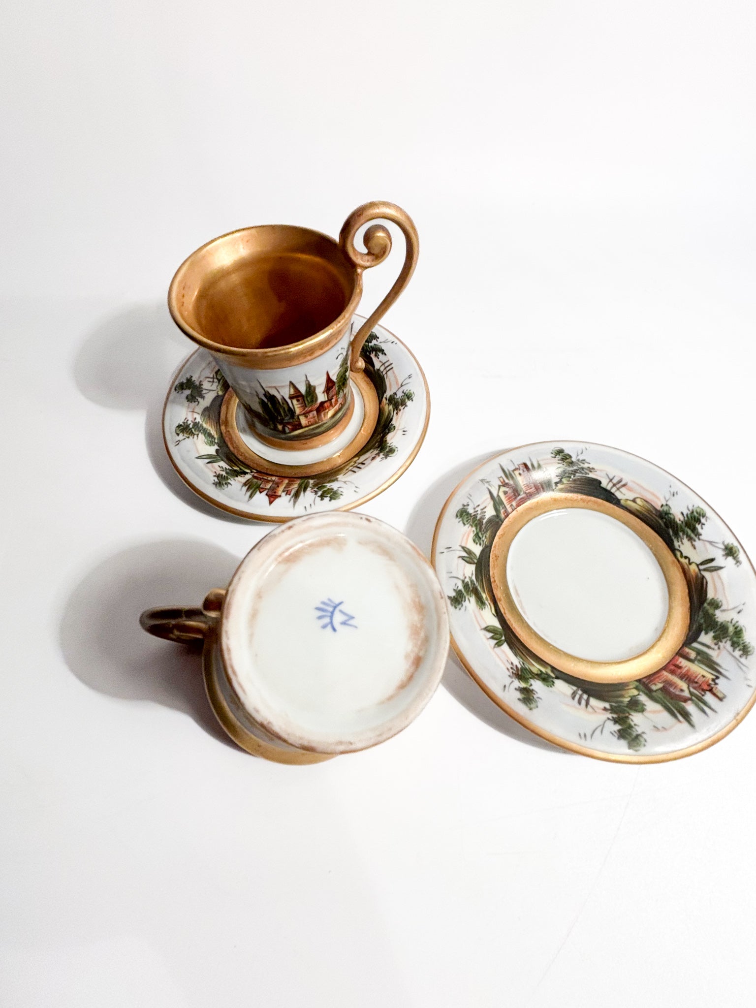 Pair of Hand-painted and Capodimonte Cups with 1940s Gilding