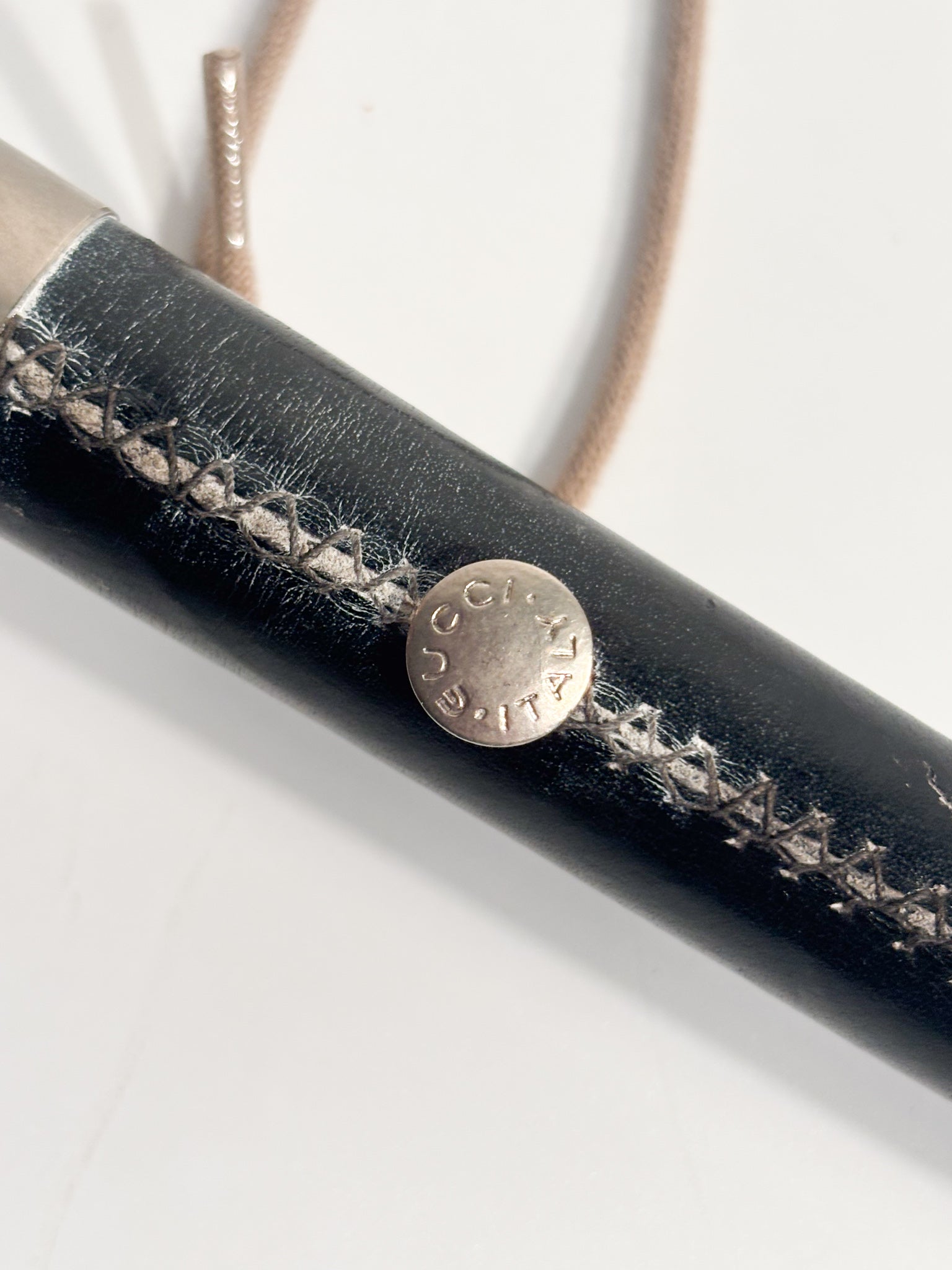 Gucci shoehorn with horse head in silver metal, leather, and resin, 80s