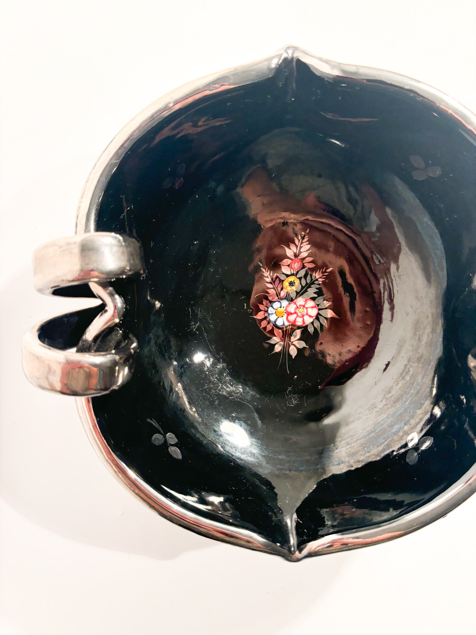 Hand-Painted Deruta Ceramic Bowl from the 1950s