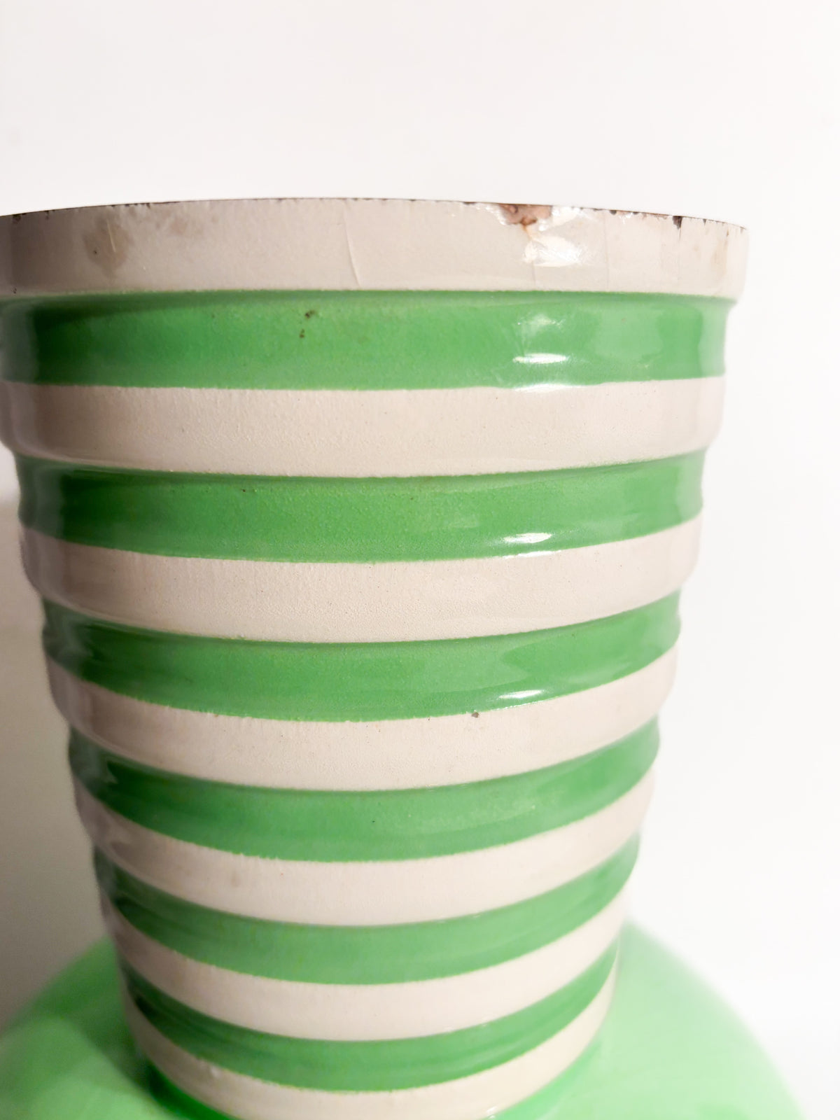 Vaso In Ceramica Pucci Umbertide Verde Sferico con Imboccatura Svasata Anni 40