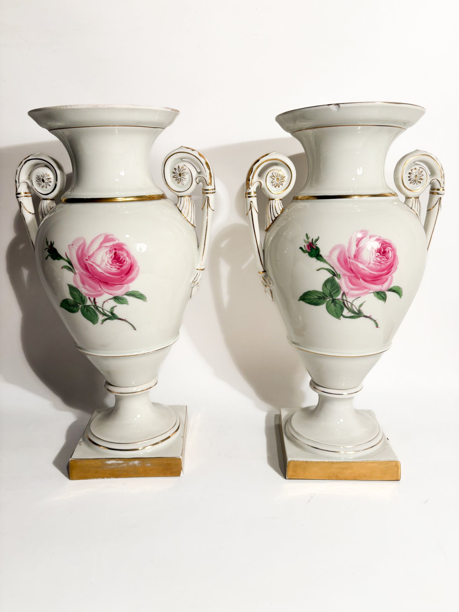 Pair of Amphora Vases in Meissen Porcelain Red Rose Early 1900s