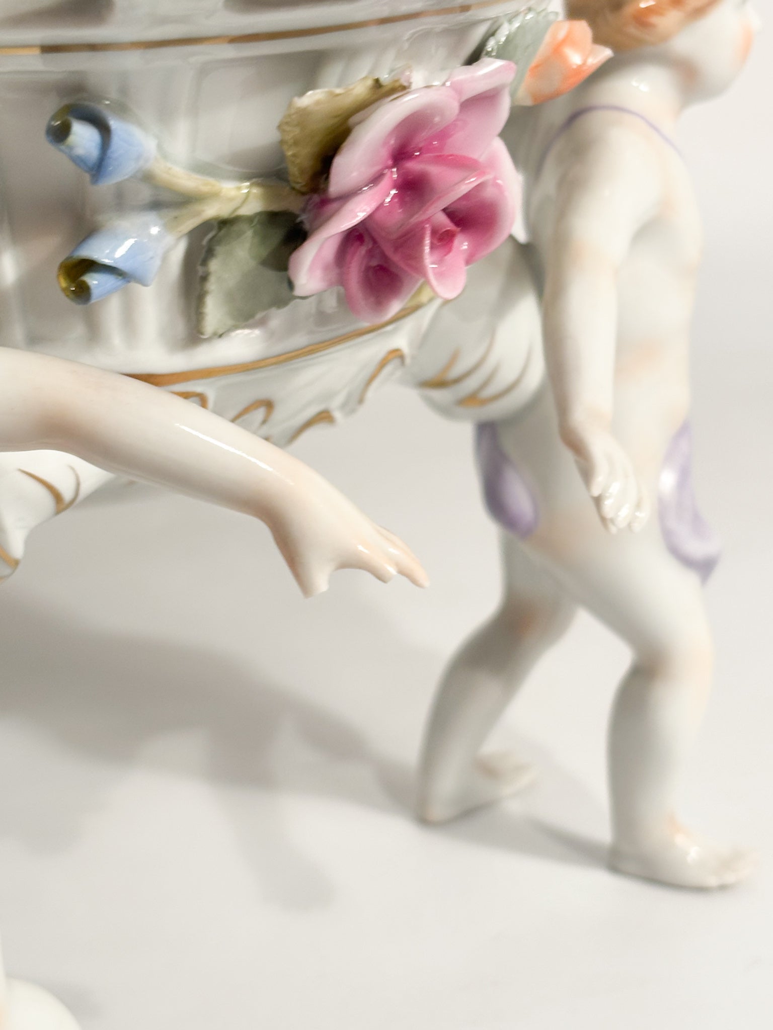 German Porcelain Bowl Schierholz with Three Hand-Painted Putti 1930s