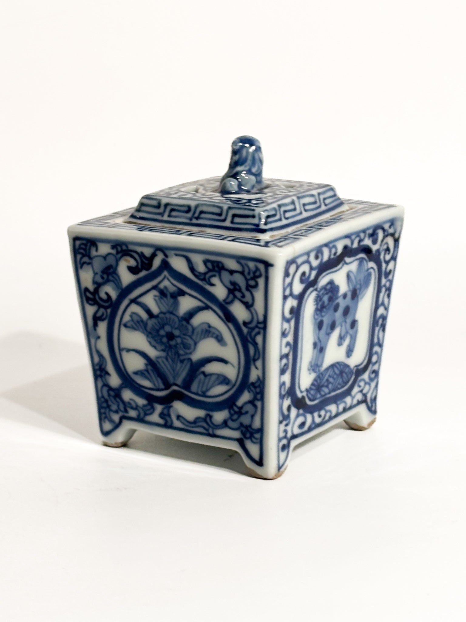 Small Hand-Painted Chinese Porcelain Potiche 1950s