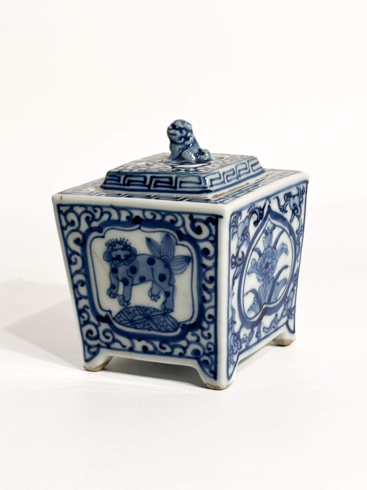 Small Hand-Painted Chinese Porcelain Potiche 1950s