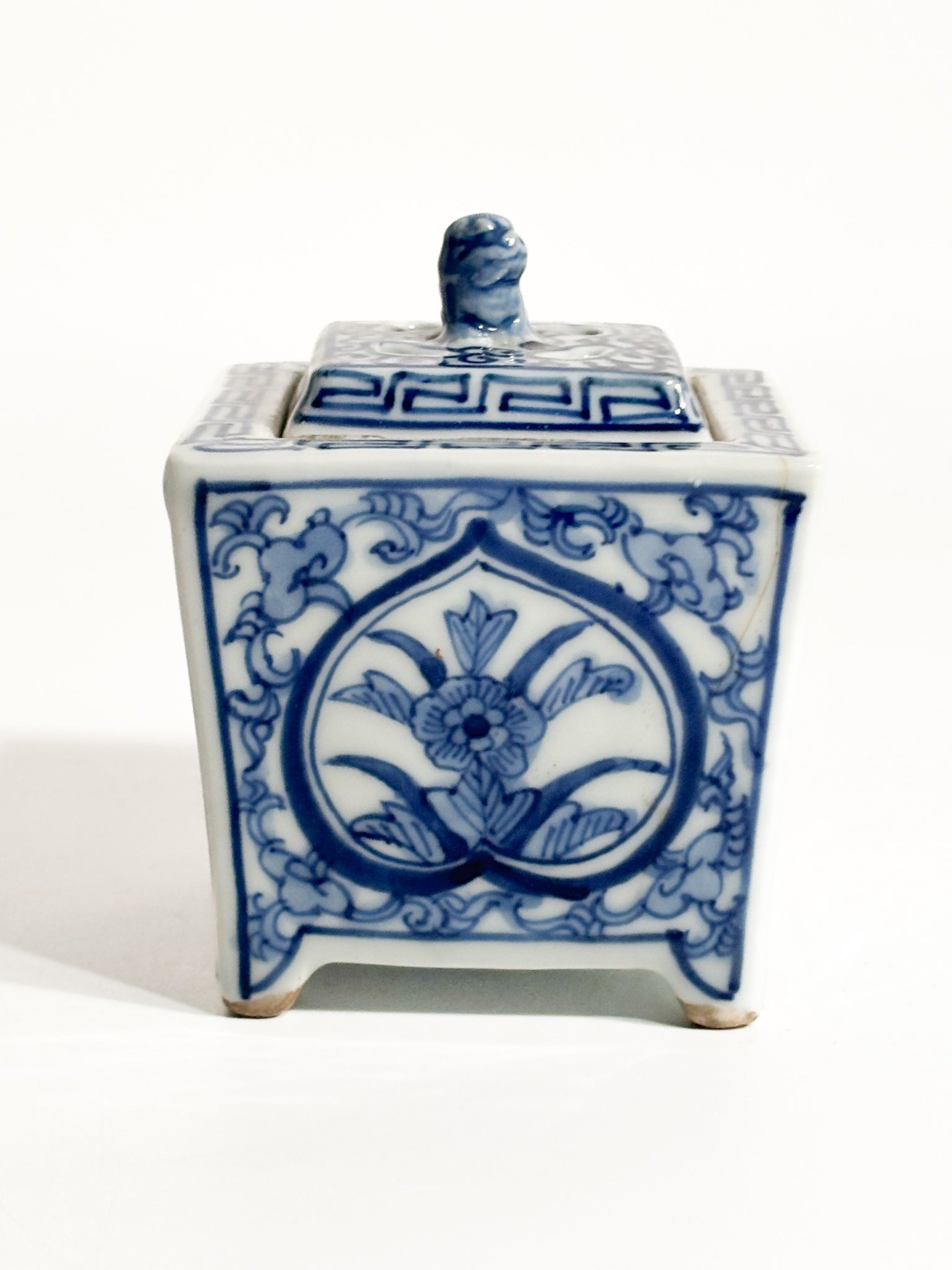 Small Hand-Painted Chinese Porcelain Potiche 1950s