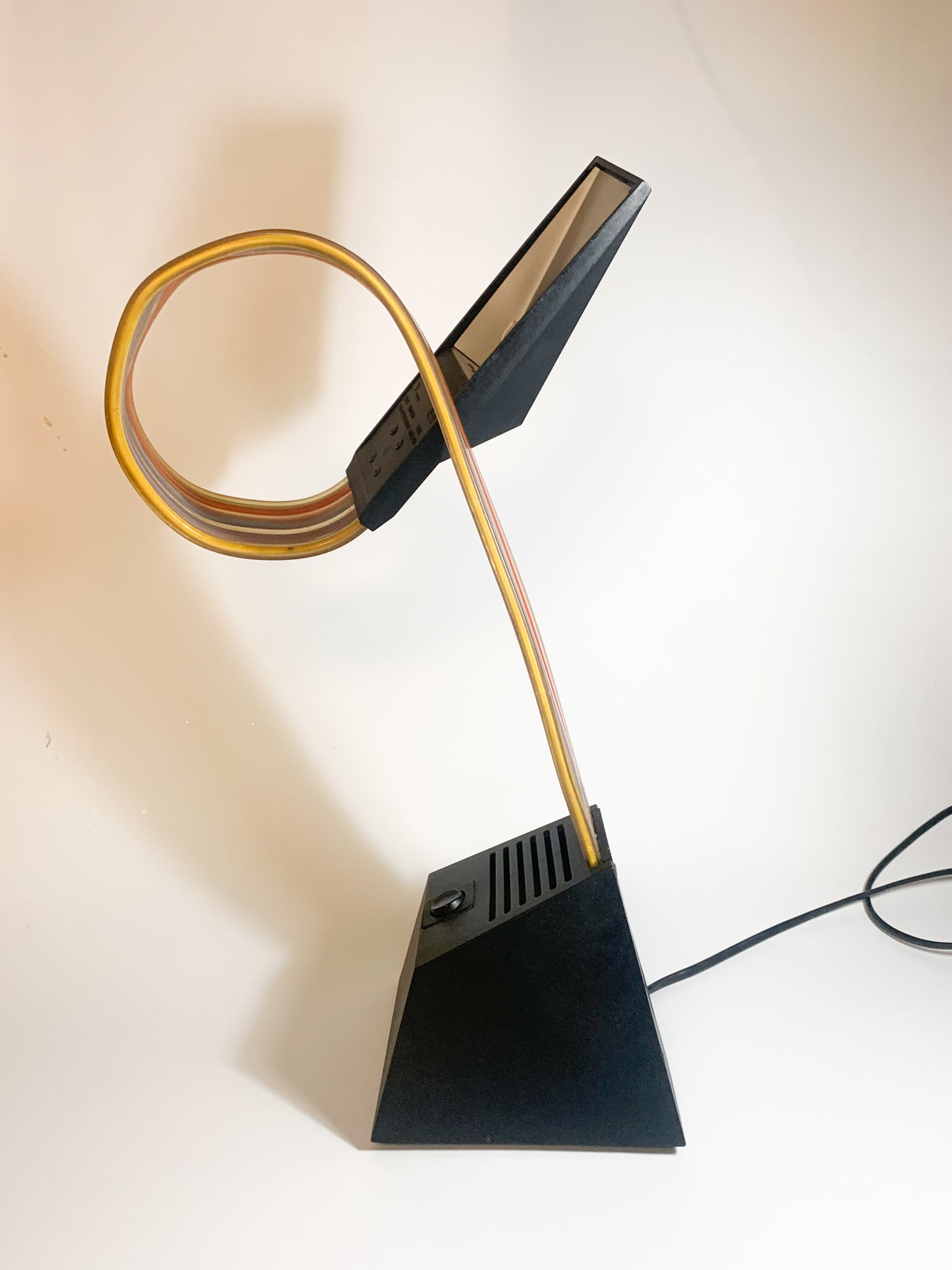 Stilnovo Ribbon Lamp by Alberto Fraser from the 1980s
