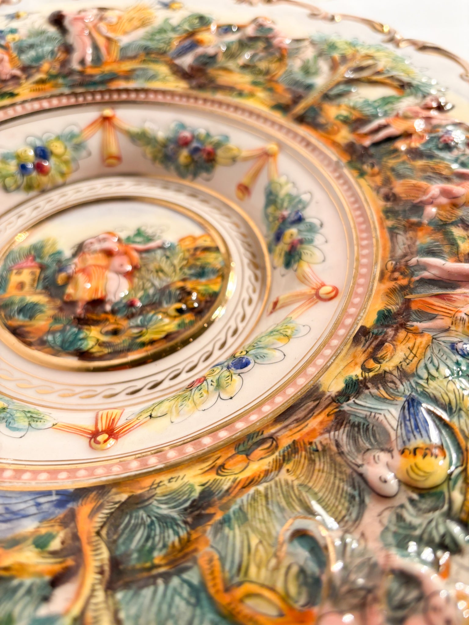 Large Plate in Capodimonte Porcelain Hand-Painted and Worked in Relief 1950s