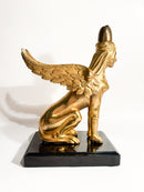 Scultura di Sfinge in Bronzo Dorato Appoggiata su Base in Marmo XX Secolo