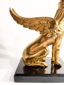 Scultura di Sfinge in Bronzo Dorato Appoggiata su Base in Marmo XX Secolo