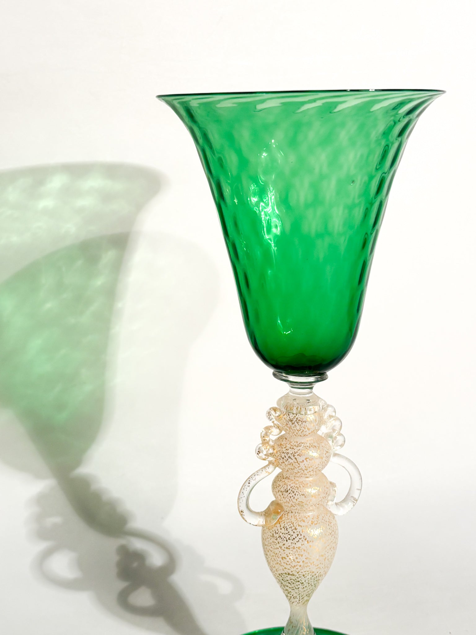 Calice in Vetro di Murano Soffiato a Mano Verde e Foglia d'Oro Anni 70