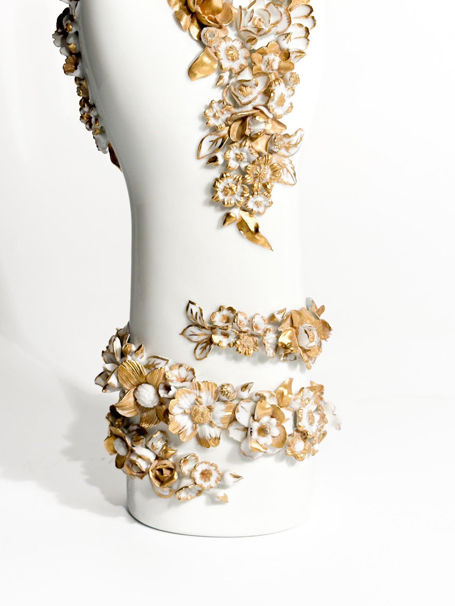 White and Gold Flowered Hand Art by Gio Ponti for Richard Ginori 1980s