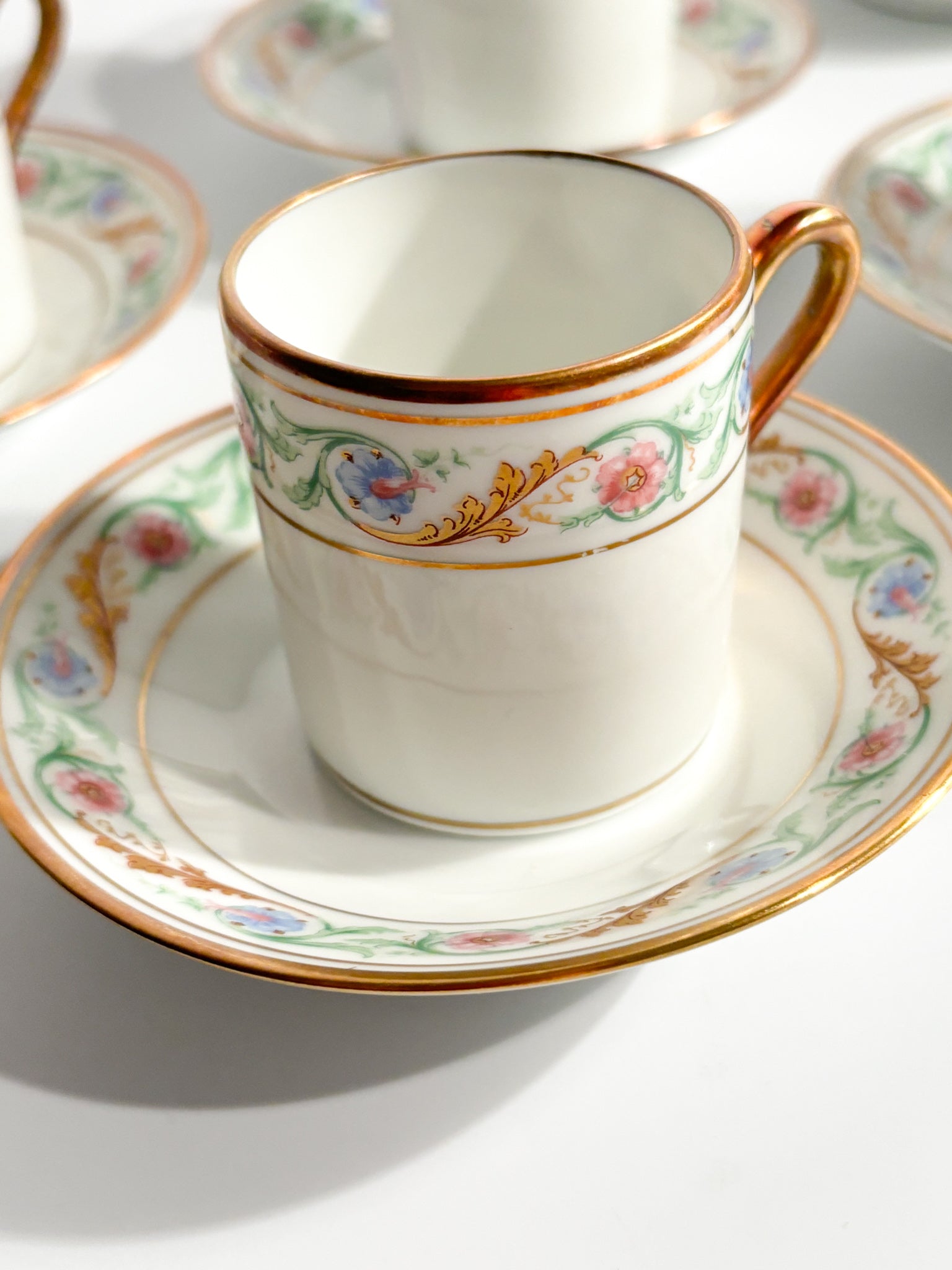 Set of Six Porcelain Coffee Cups by Ginori Doccia Pittoria from the 1940s