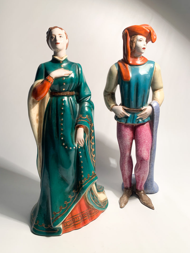 Pair of figurines of a lady and a gentleman in ceramic by Zaccagnini from the 1940s