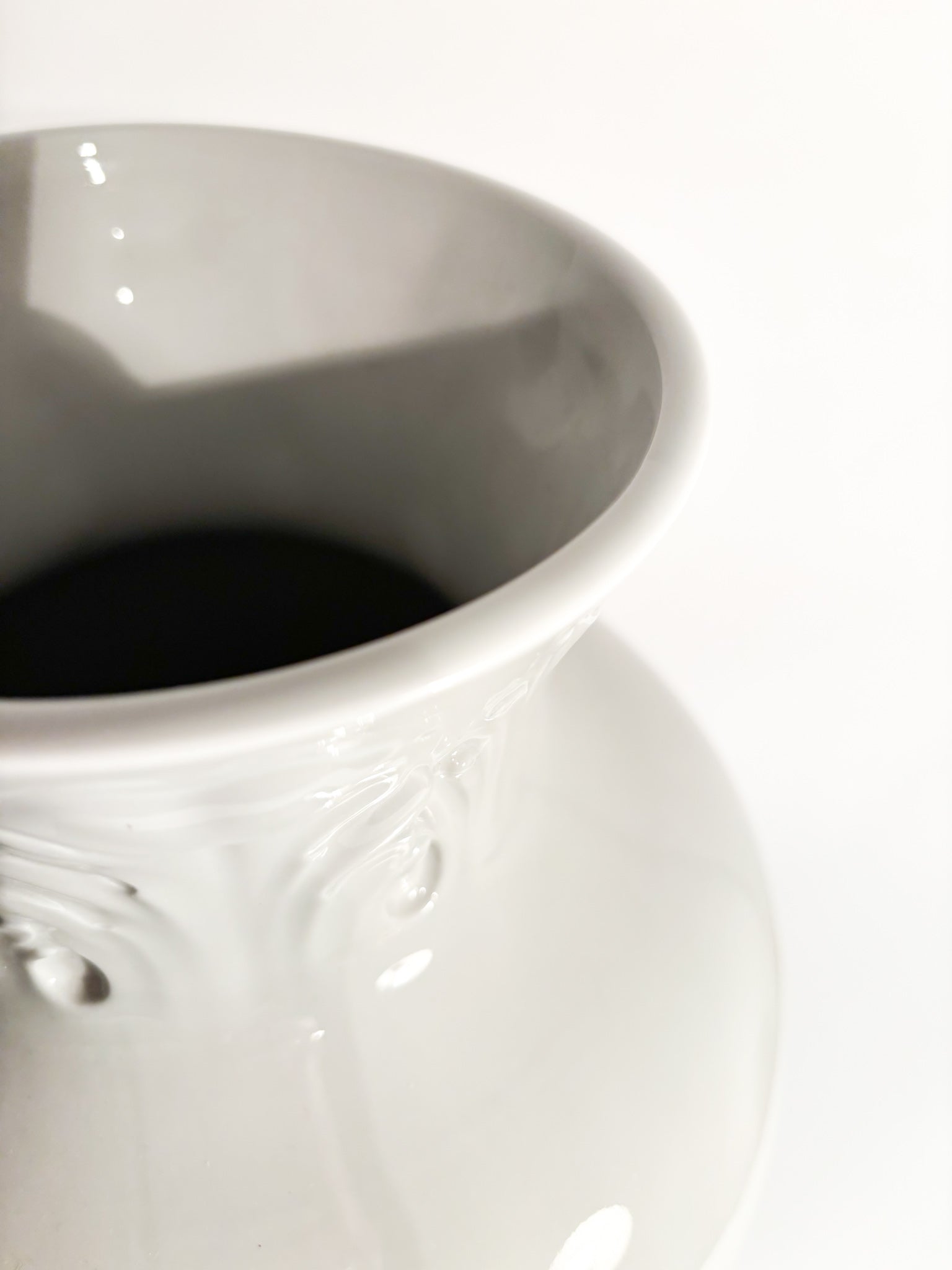 Porcelain Vase by Richard Ginori Gray 'Manifattura 1946' from the 1990s