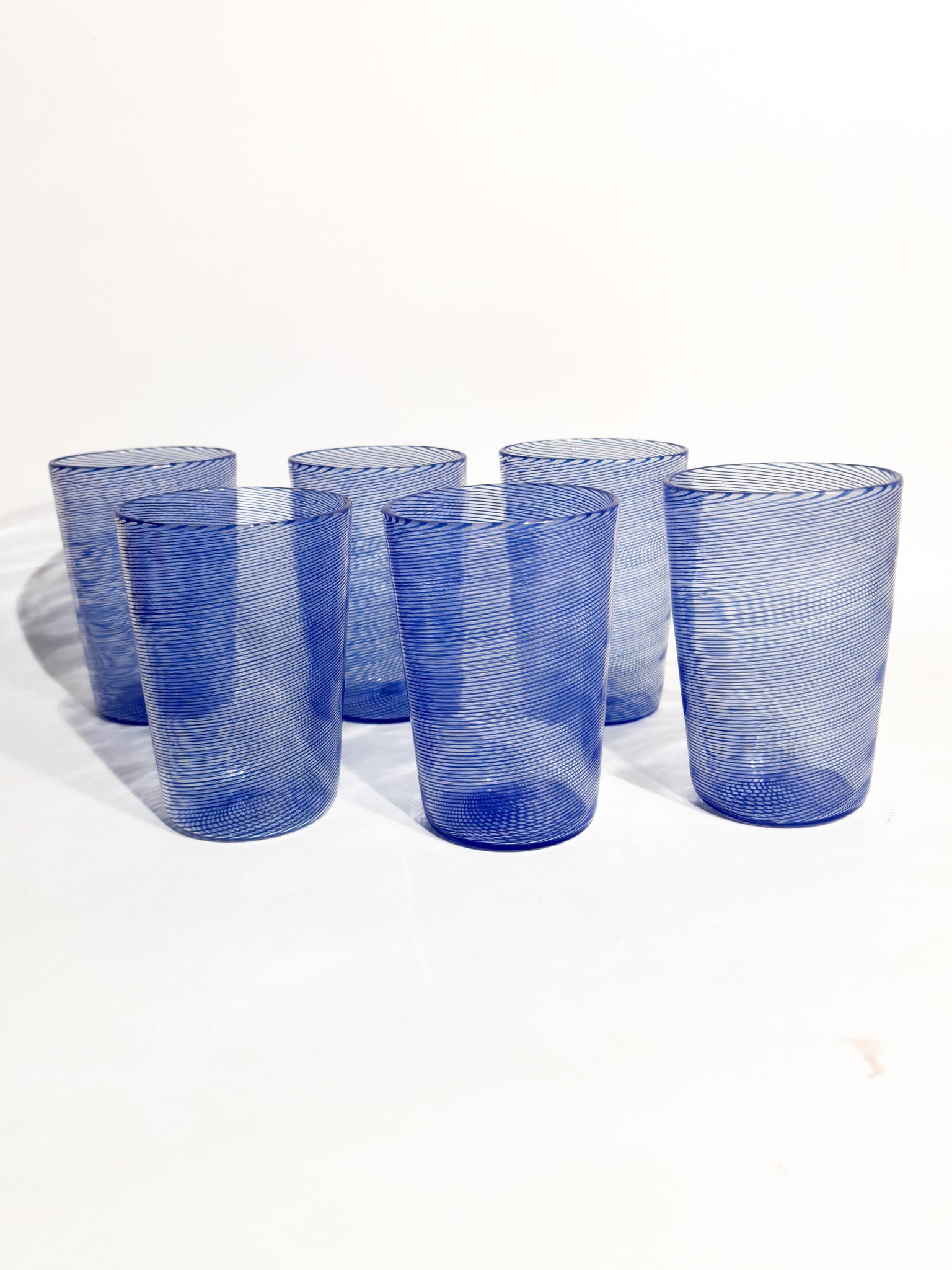 Set da Sei Bicchieri in Vetro di Murano Blu Lavorazione Filigrana Anni 70
