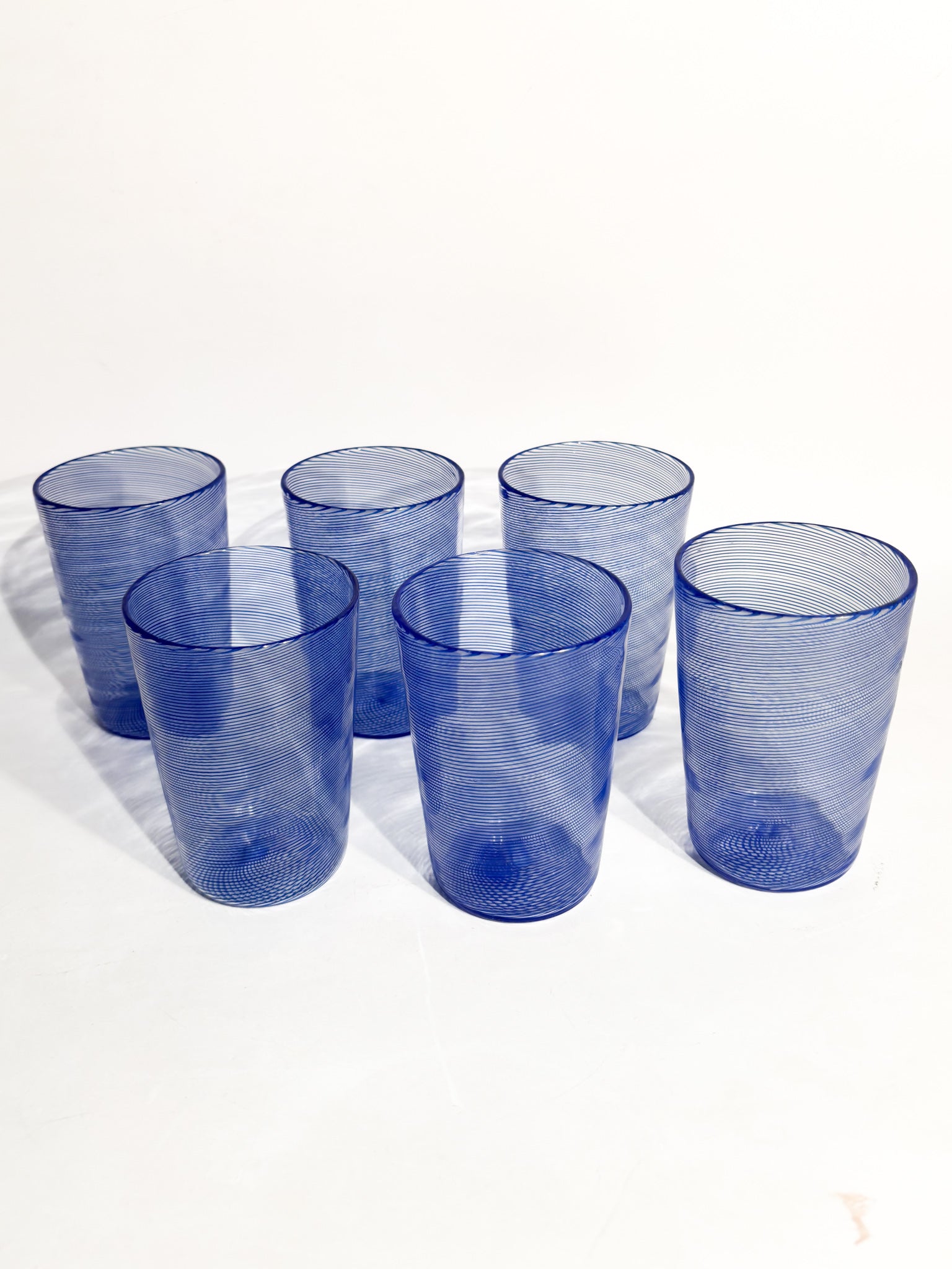 Set da Sei Bicchieri in Vetro di Murano Blu Lavorazione Filigrana Anni 70