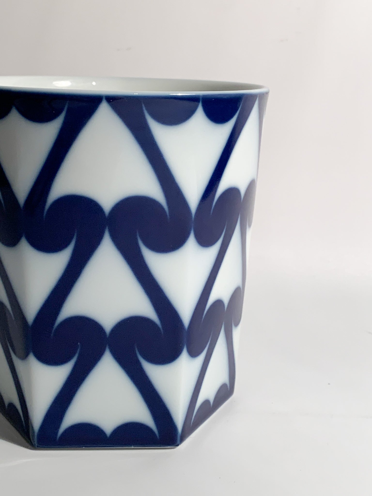 Vaso in Porcellana di Studio Linie per Rosenthal Bianco e Blu Anni 80