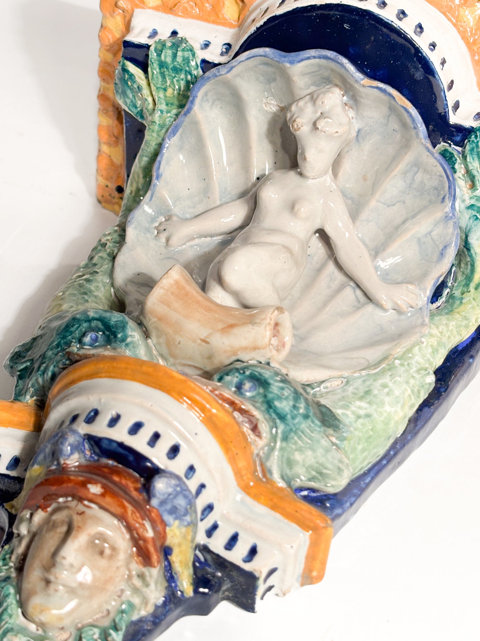 Wall Shelf in Faenza Ceramic with Shell and Checkered Pattern Early Twentieth Century