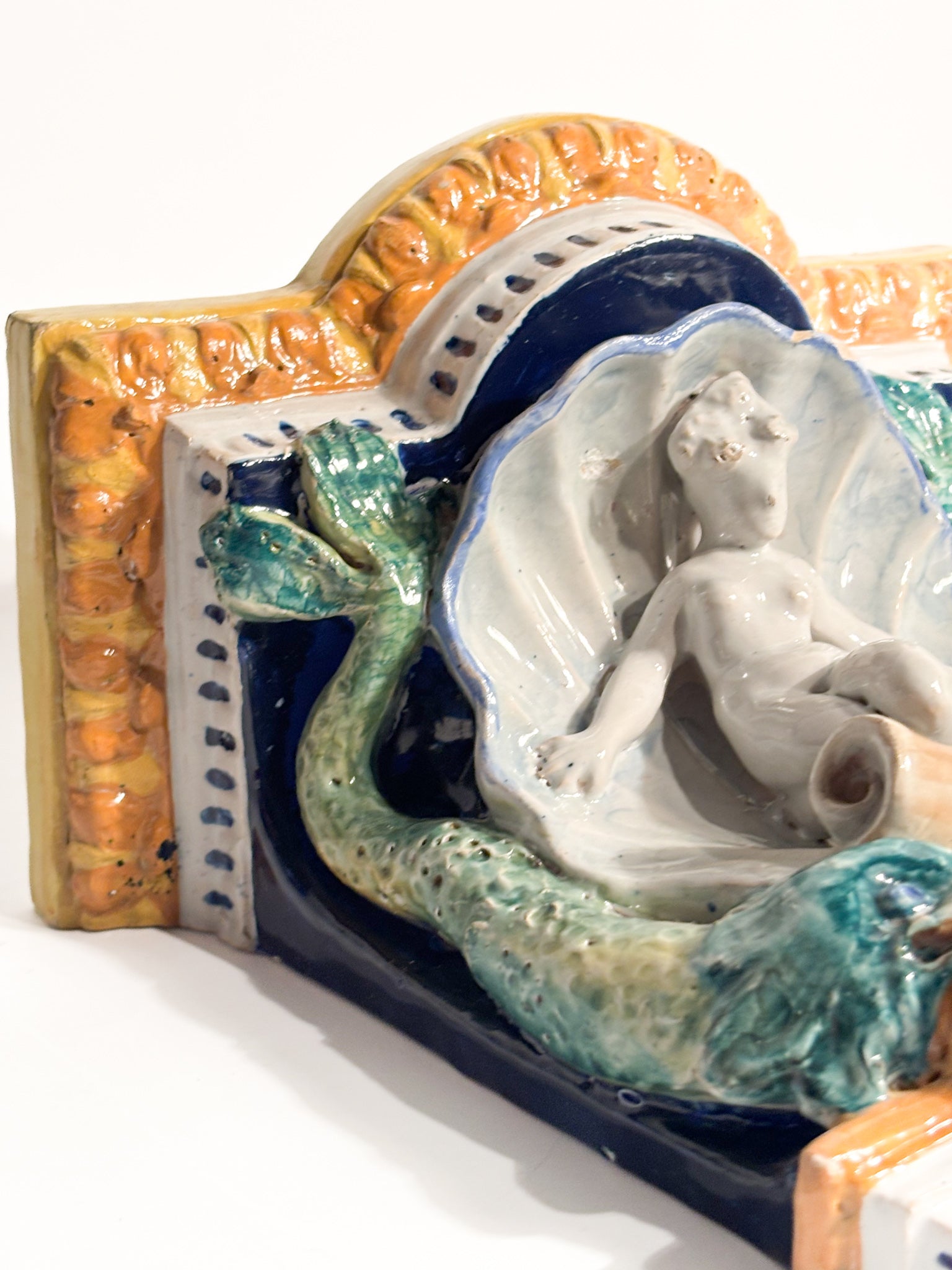 Wall Shelf in Faenza Ceramic with Shell and Checkered Pattern Early Twentieth Century