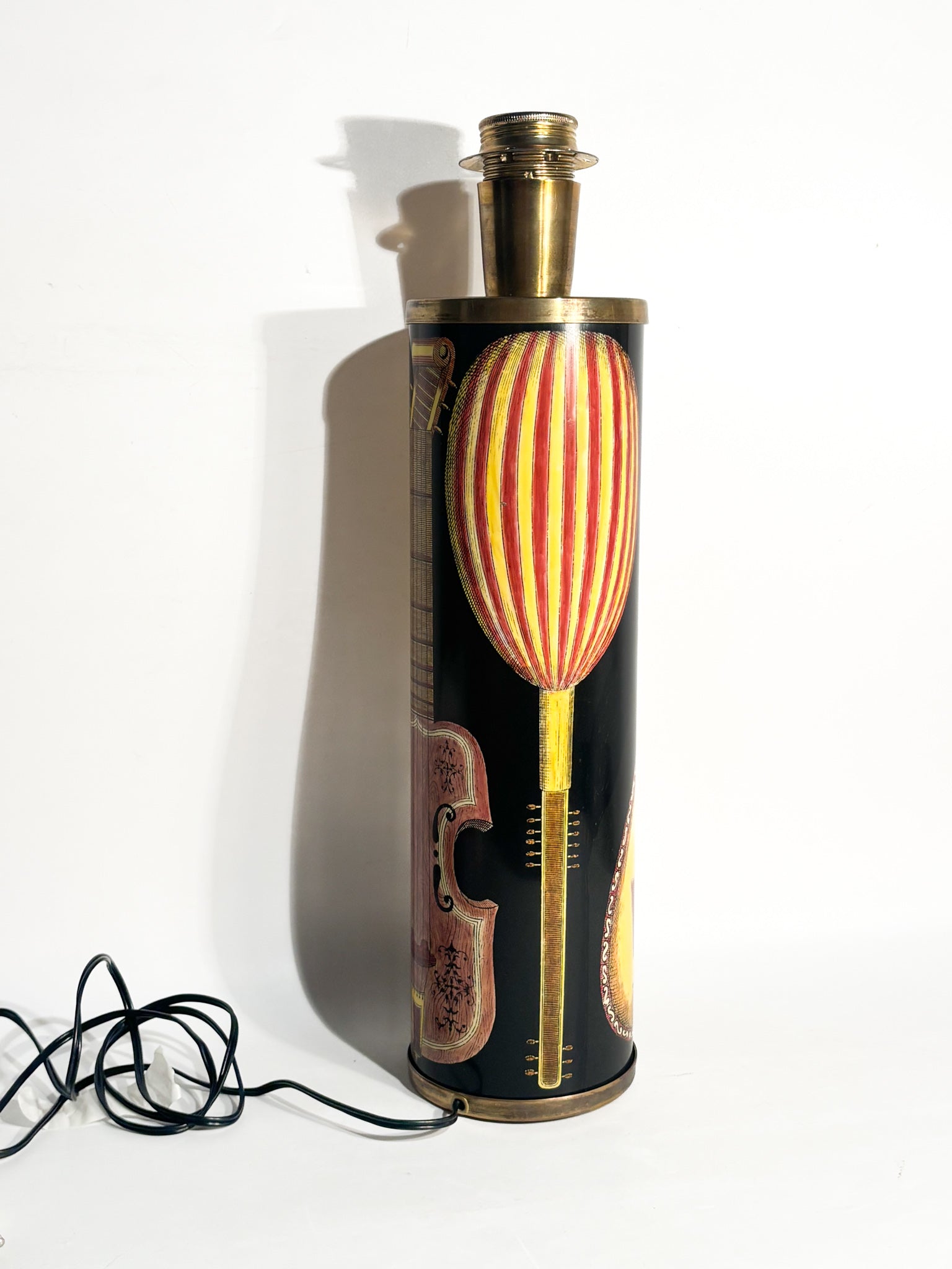 Coppia di Lampade Cilindriche con Strumenti Musicali di Piero Fornasetti Anni 50