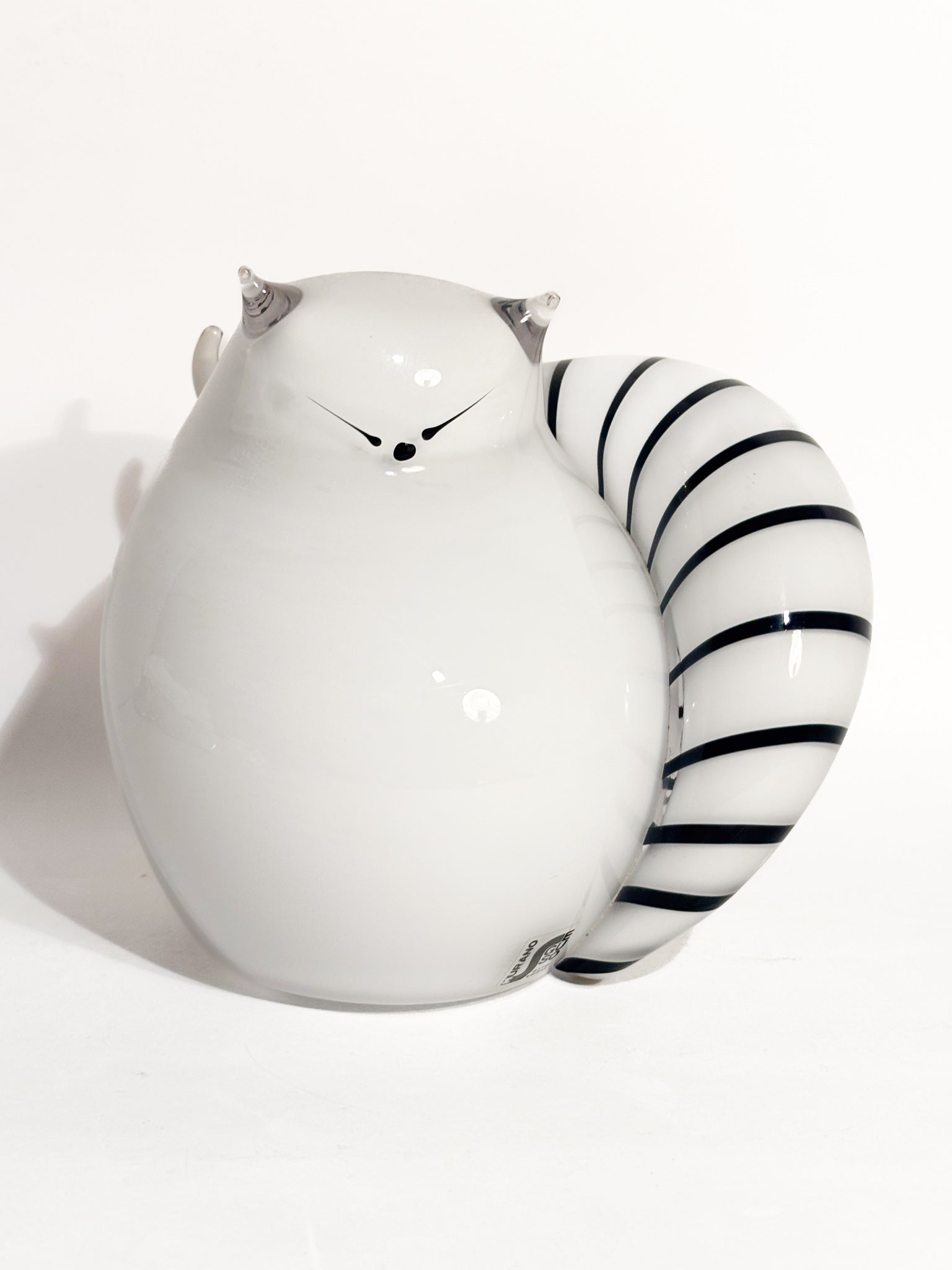 Scultura di Gatto in Vetro di Murano Bianco e Nero di Seguso Anni 90