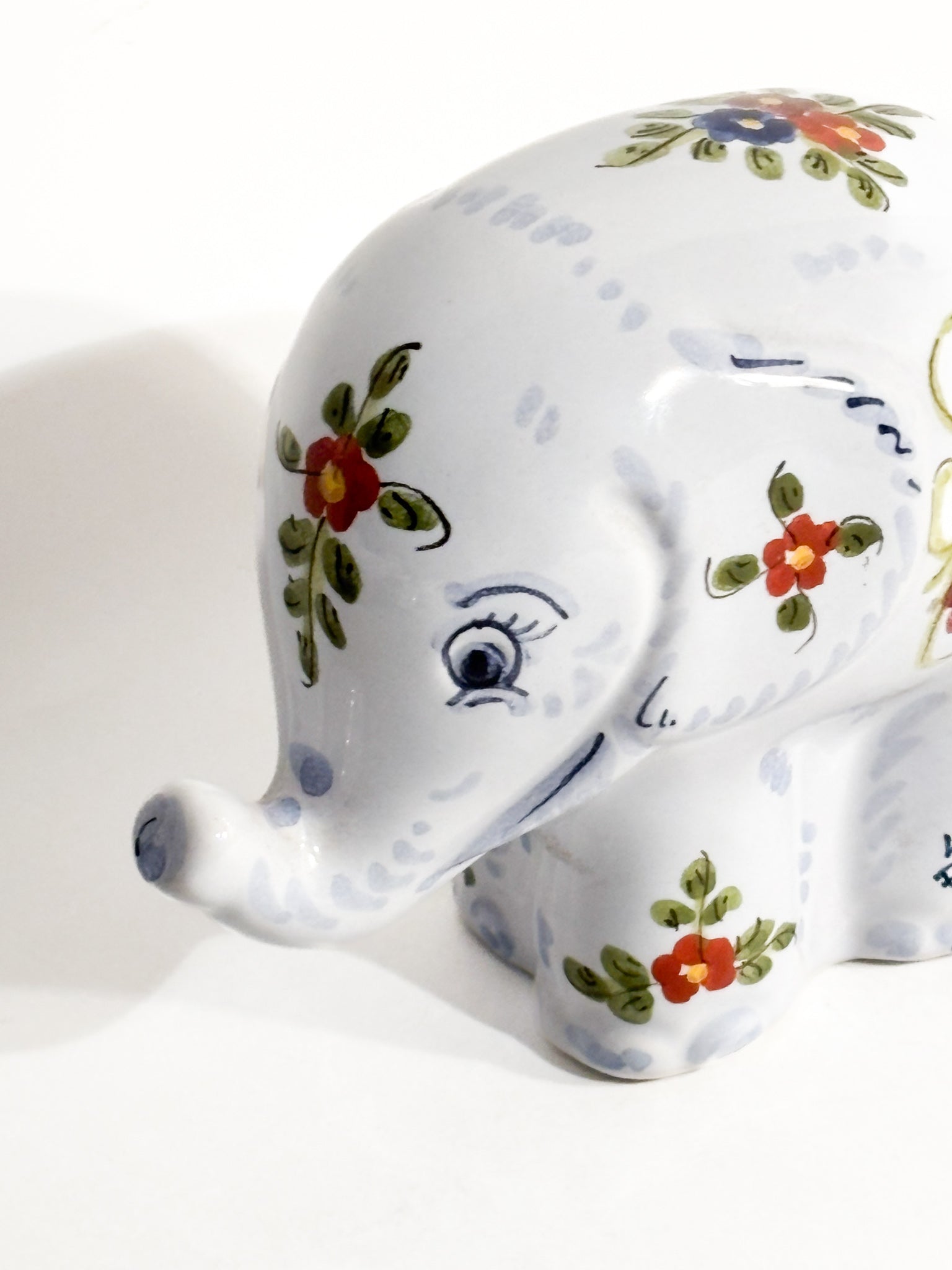 Elefante in Ceramica di Faenza Dipinta a Mano Anni 80
