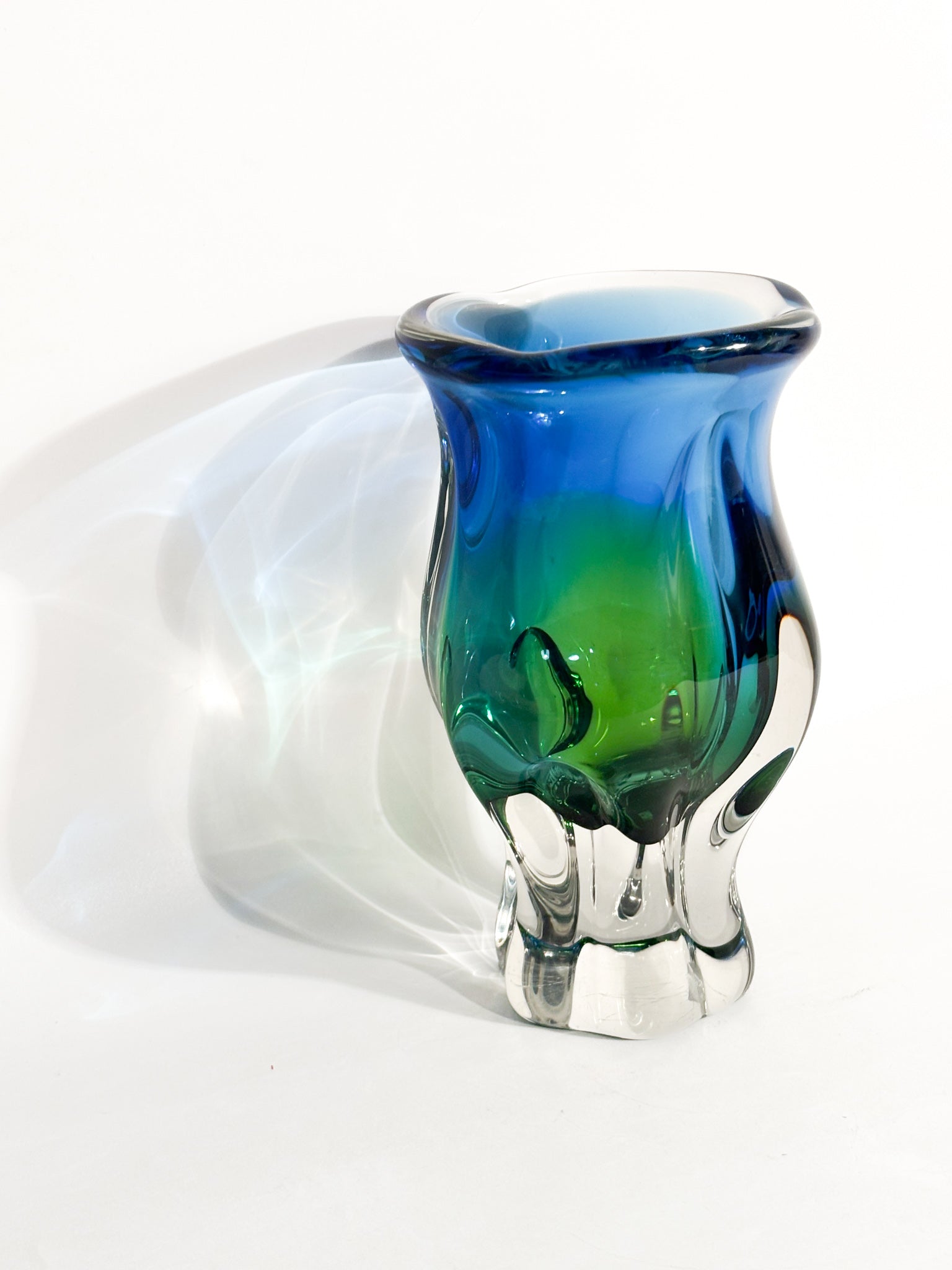 Vaso in Vetro di Murano Sommerso Blu e Verde Anni 70