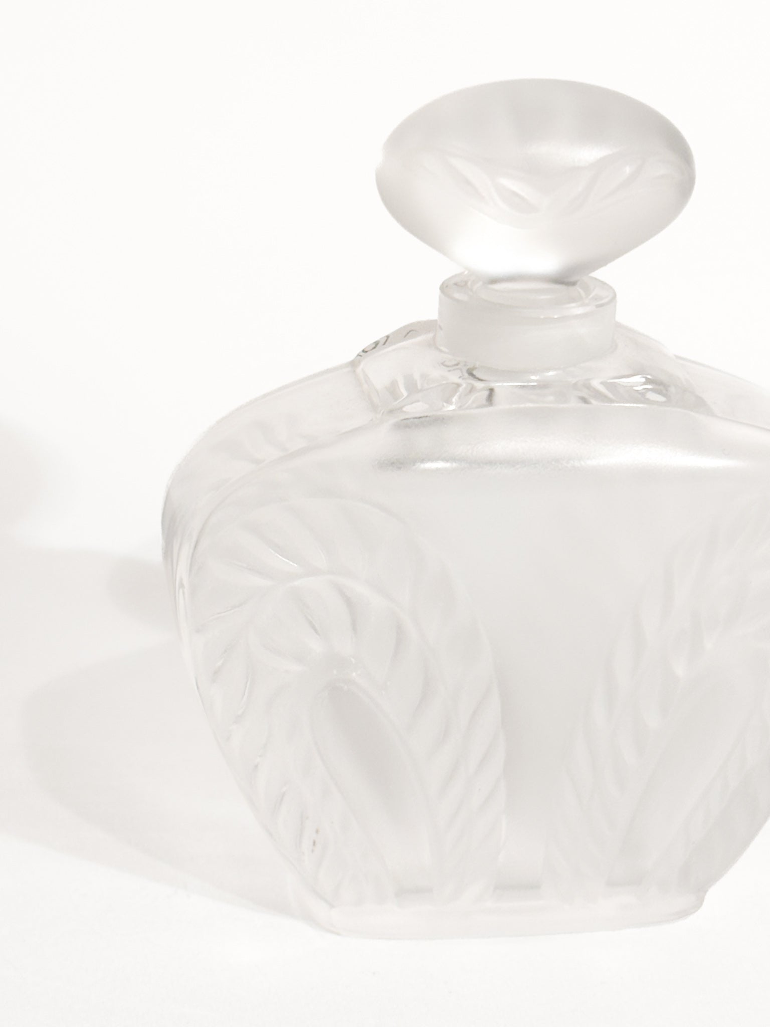 Bottiglia da Profumo in Cristallo di Lalique 'Foglie' Anni 90