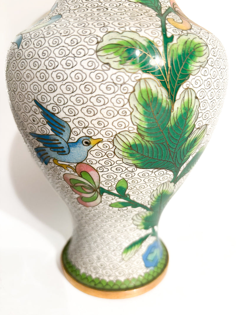Coppia di Vasi Cinesi Cloisonné con Motivi Floreali e Colibrì Anni 50