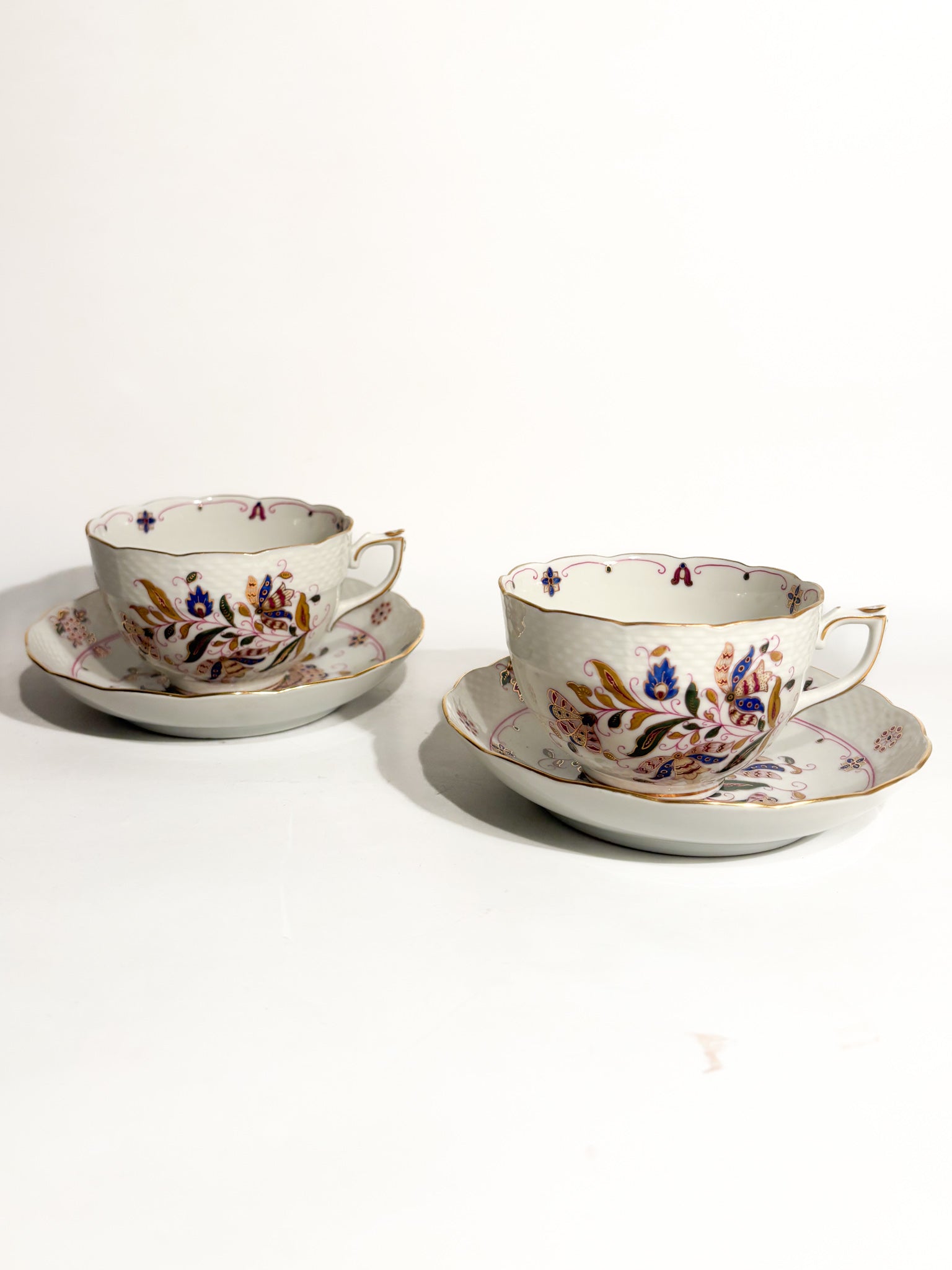 Coppia di Tazze in Porcellana di Herend Candida Tupini Napoli