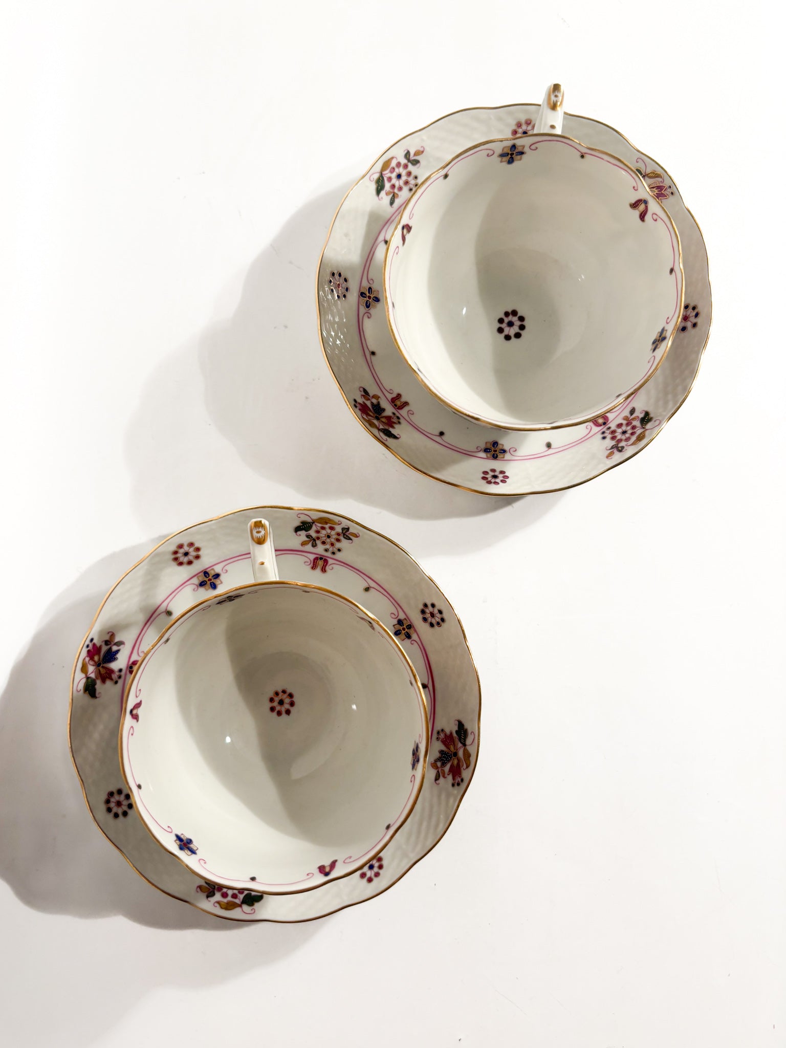 Coppia di Tazze in Porcellana di Herend Candida Tupini Napoli