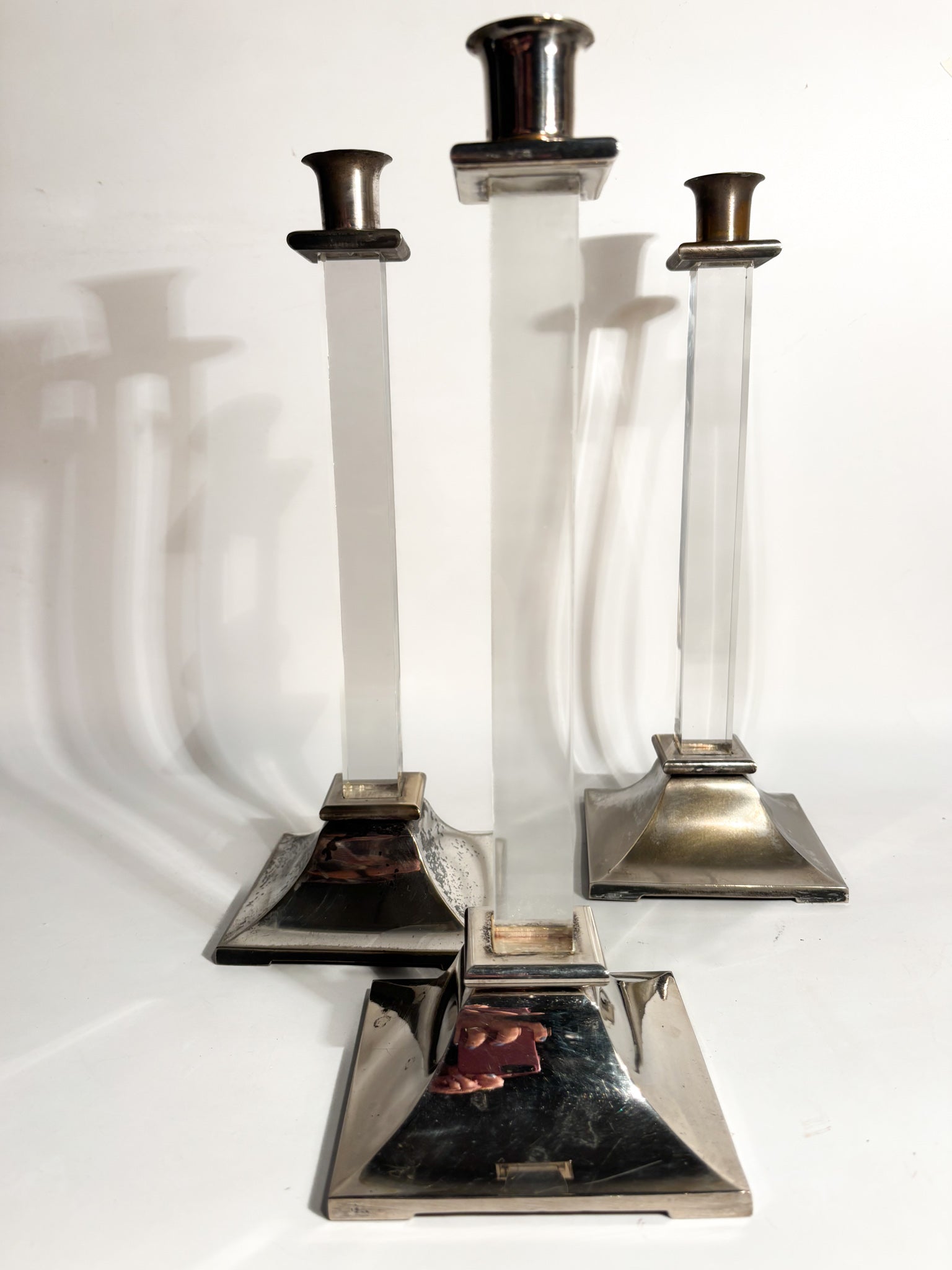 Set da Tre Portacandele in Plexiglass e Metallo Argentato Anni 70