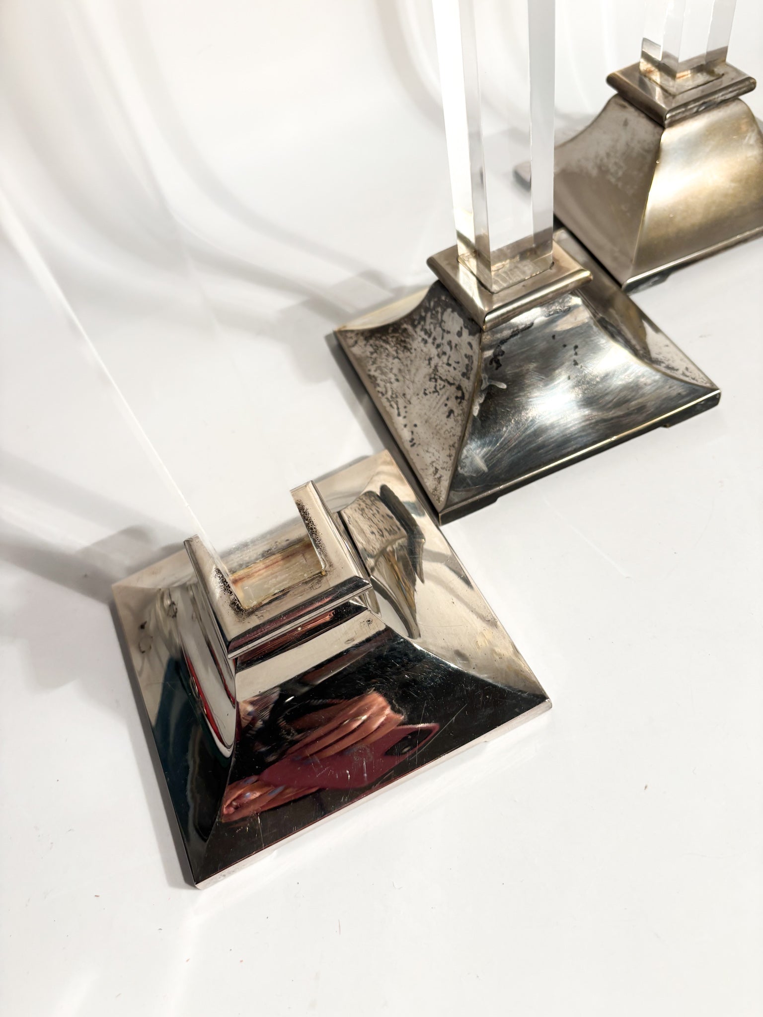 Set da Tre Portacandele in Plexiglass e Metallo Argentato Anni 70